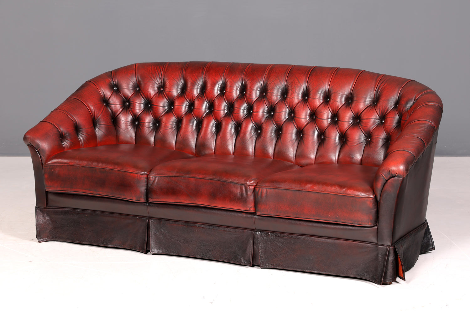 G421 Finish Wunderschönes Original Chesterfield Sofa 3- Sitzer echt Leder Oxblood Couch Englisch (Kopie)