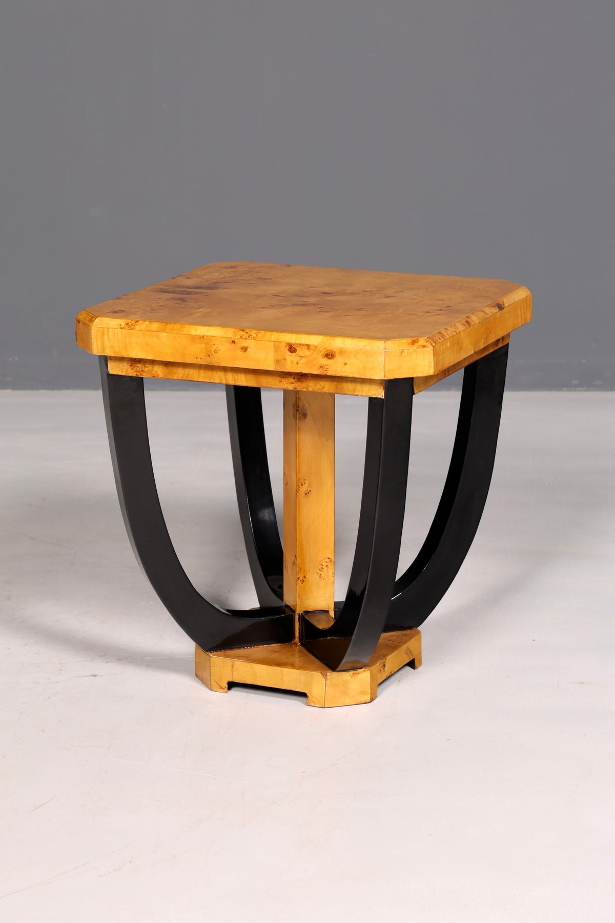Stilvoller Art Deco Stil Tisch Luxus Couchtisch Biedermeier Ablagetisch Birke