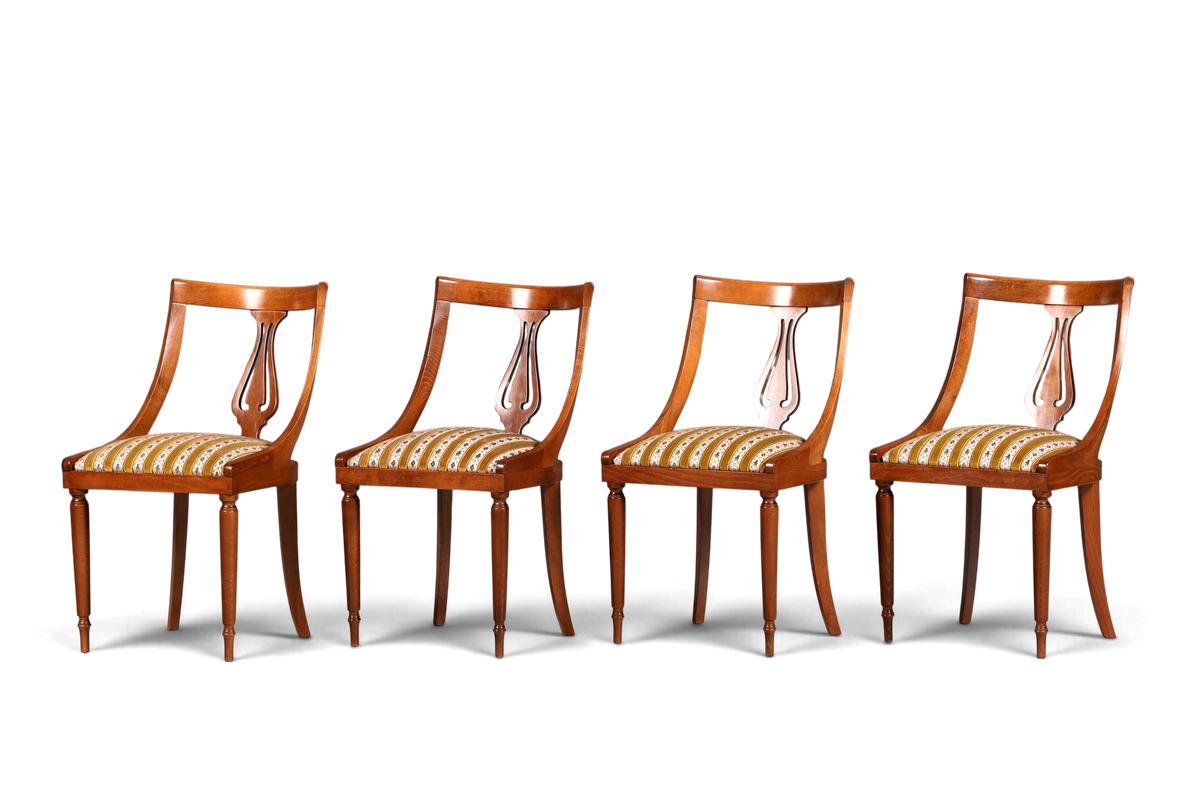 4x Edle Englische Stühle Englisch Dining Chairs Antik 60er Jahre Regency – Hauptstadt Möblerei Berlin
