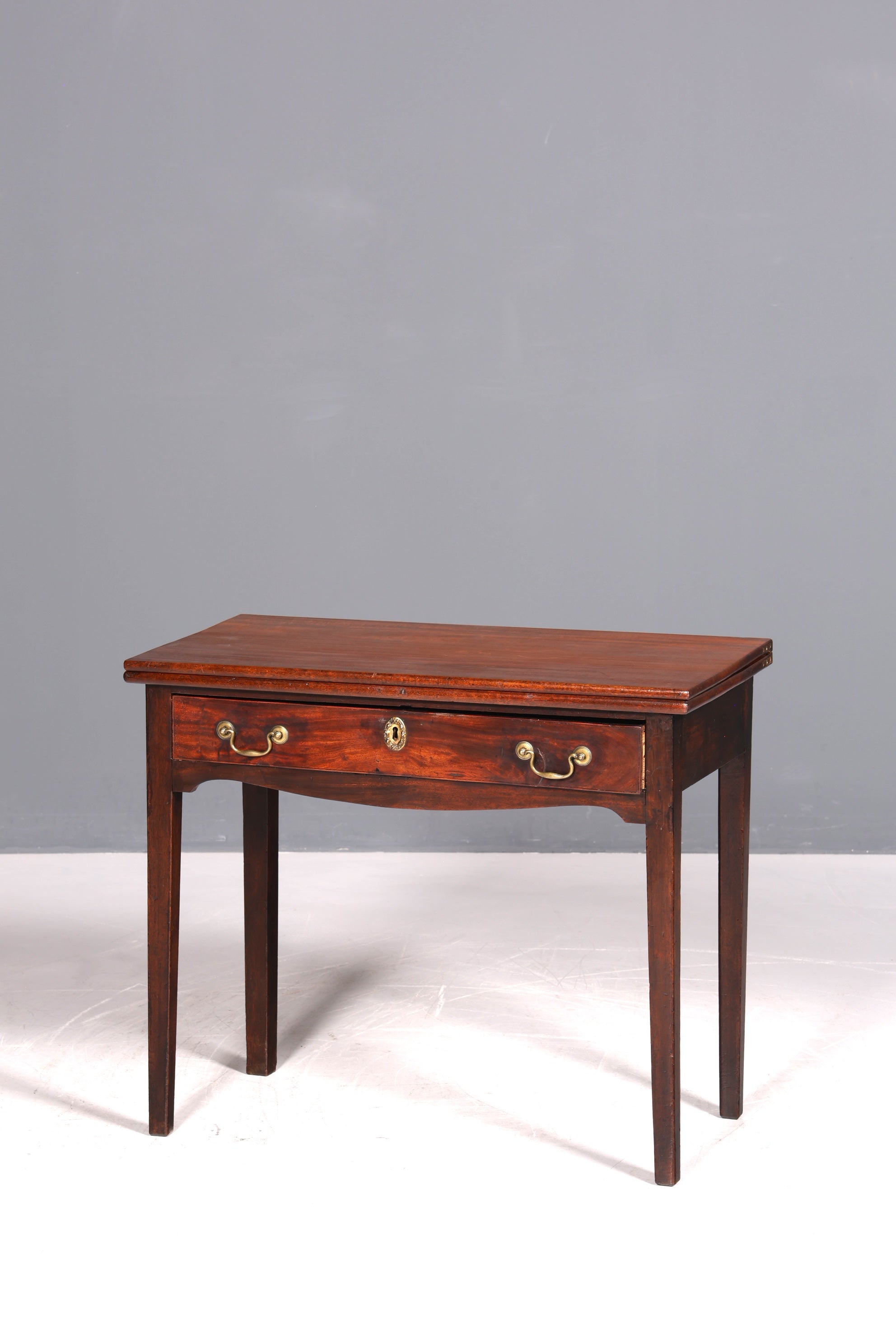 Traumhafter Englischer Tisch ausklappbarer Konsolentisch Schreibtisch echt Holz Antik Spieltisch Küchentisch Esstisch