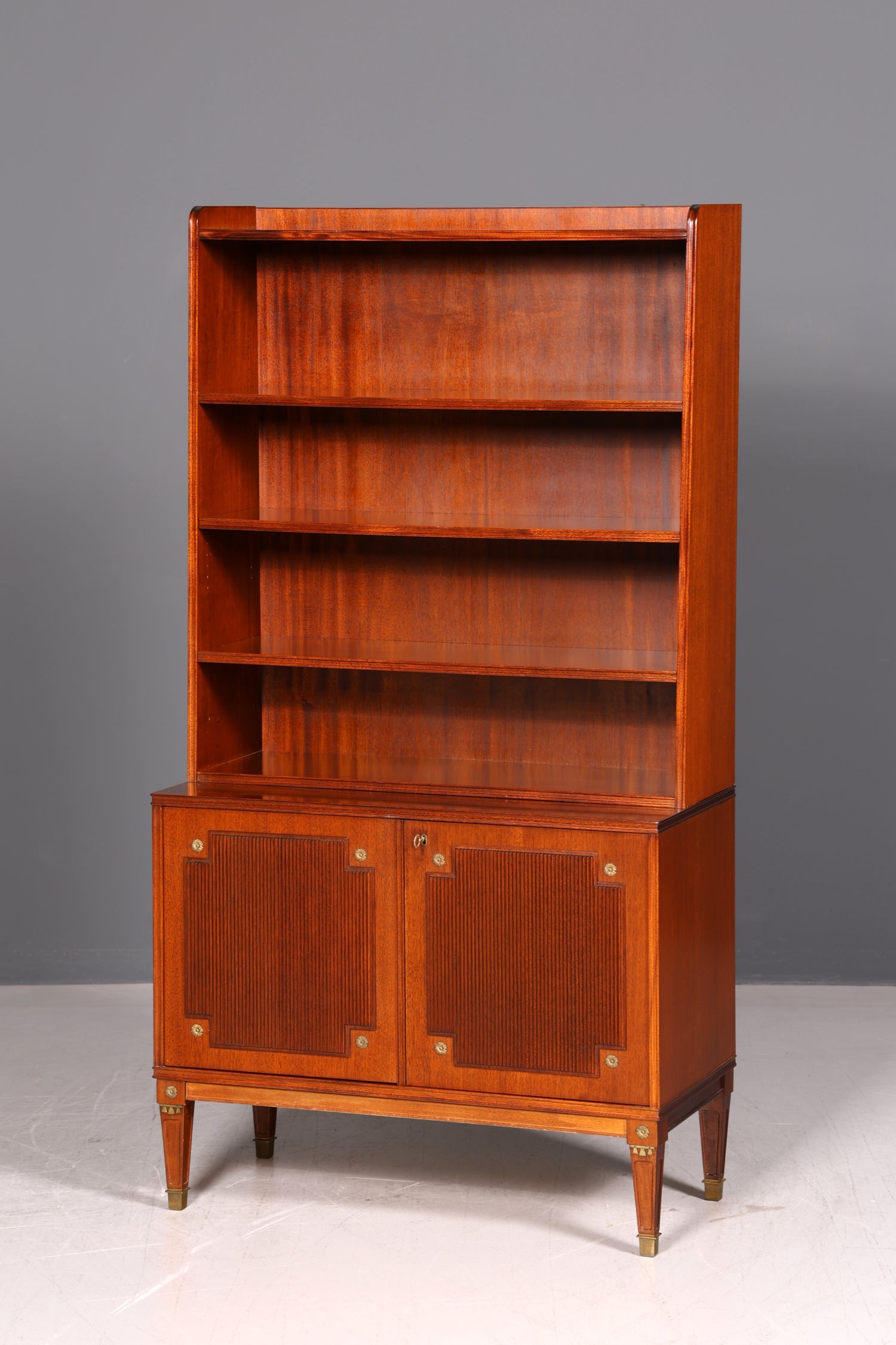 Beautiful Gustavian Style Shelf Bookcase Cabinet Highboard Vintage Real Wood Antique