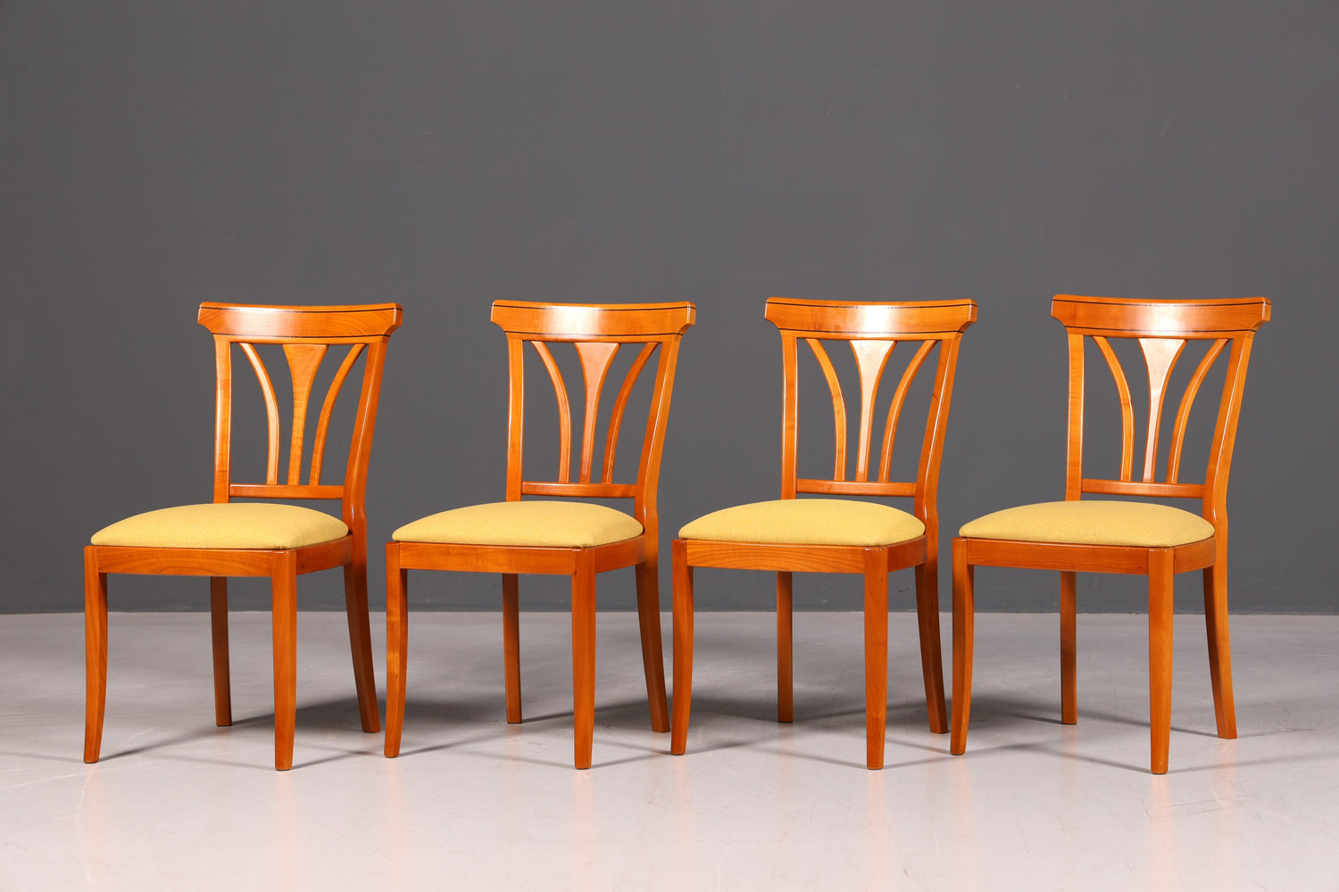 Edles Selva Stühle Set 4x Kirschholz Esszimmerstühle Küchenstühle Antik Stil Stuhlset