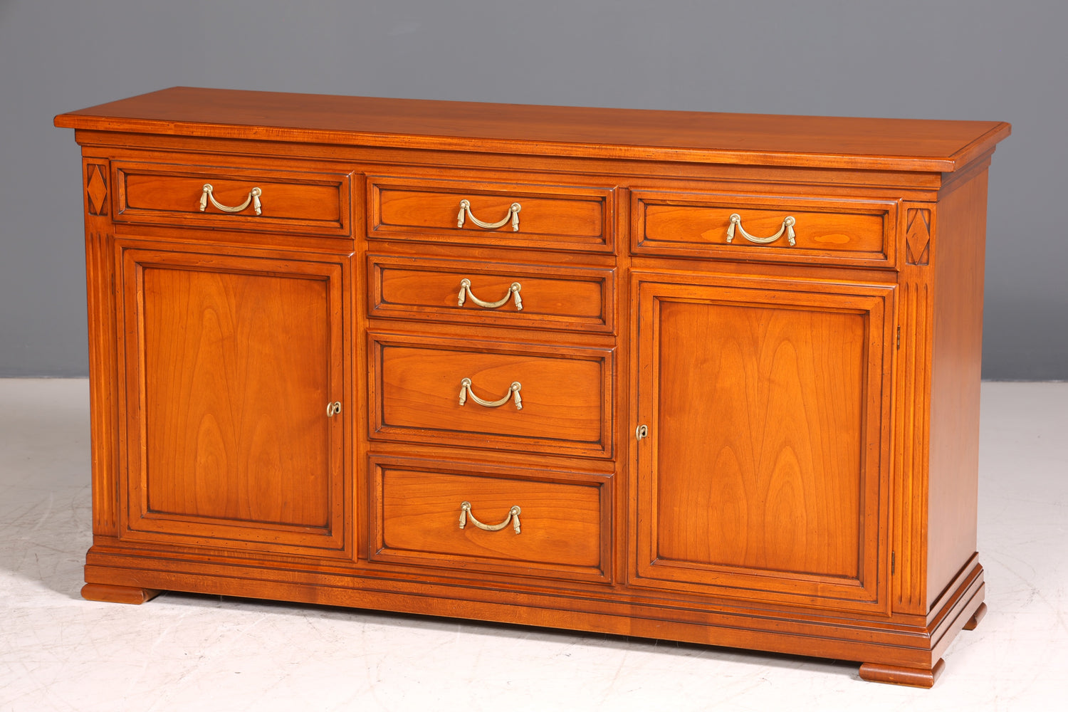 Stilvolles Original Selva Sideboard Antik Stil Villa Borghese Schrank Kommode Buffet Anrichte