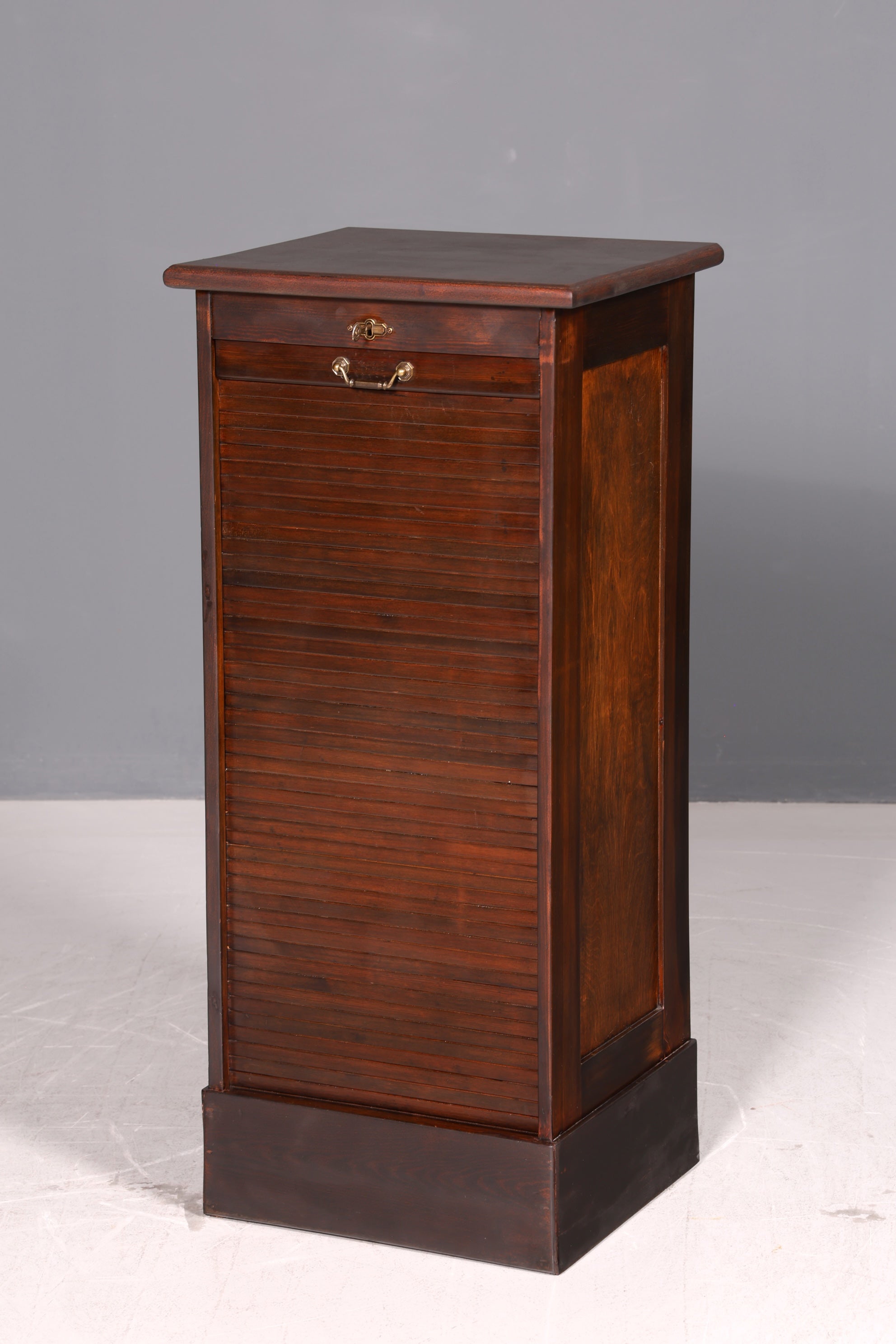 Schlichter Bauhaus Rollladenschrank Jalousieschrank Aktenschrank Art Deco Büroschrank Antik Vintage