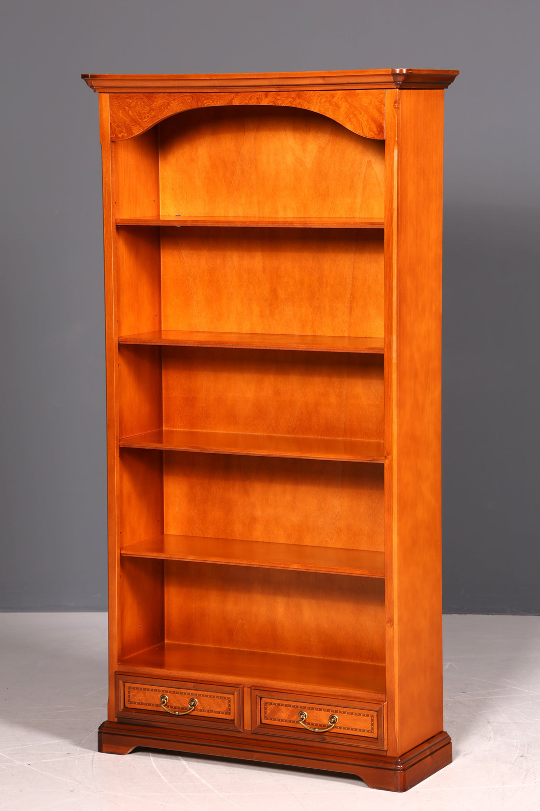 G423 Finish SELVA Wunderschönes Englisches Bücherregal Eibe Antik Regal Bookshelf Buchablage 60s (Kopie)