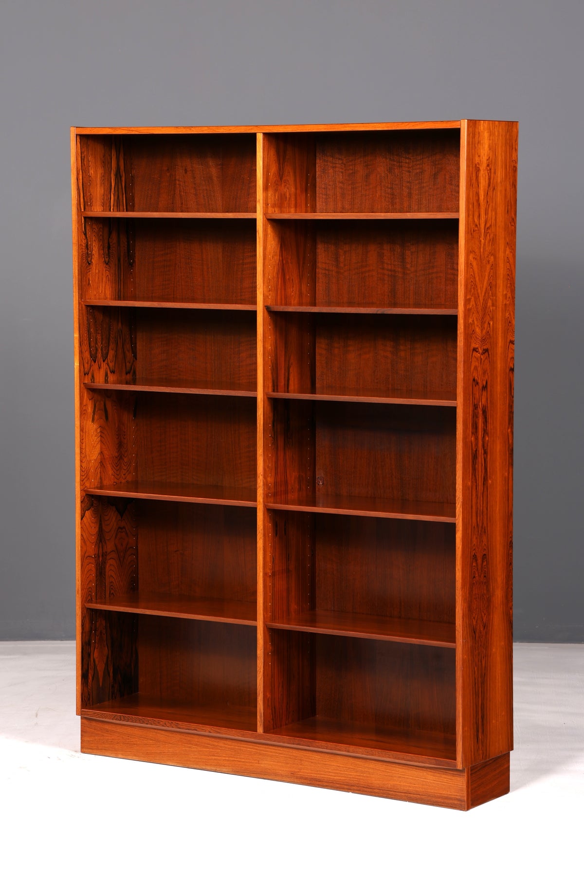 Traumhaftes XXL Original Hundevad Mid Century Regal Palisander Danish Design Made in Denmark Vintage Bücherregal 60er