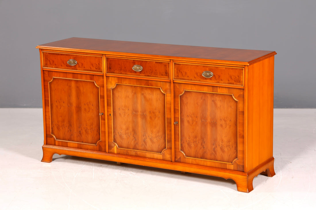 G139 Finish HELDENSE Wunderschönes Englisches Sideboard Eibe Schrank Antik Stil Buffetschrank Kommode