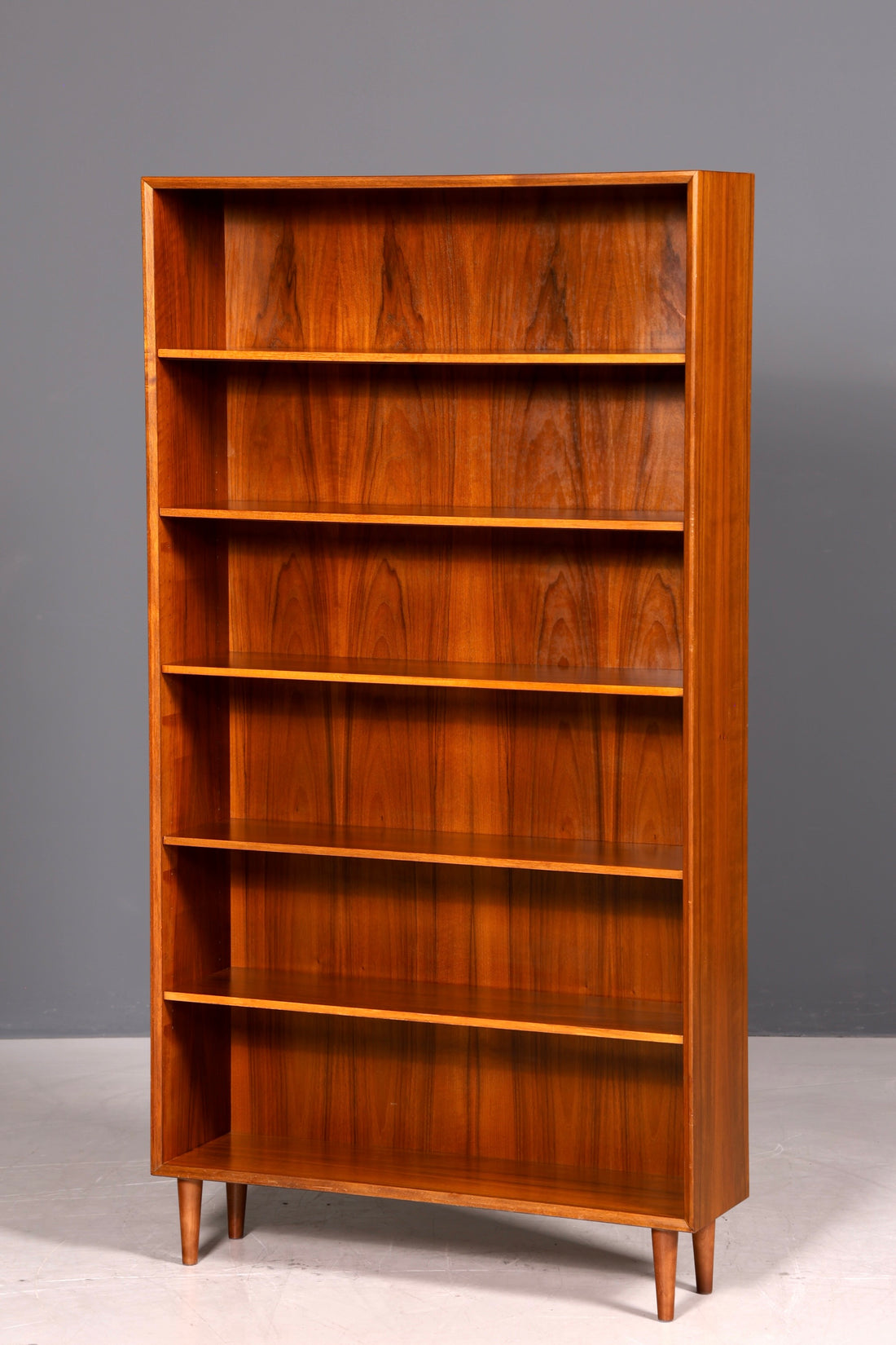 Stilvolles Mid Century Regal Vintage Bücherregal Schrank Buchablage 60s Bookshelf 1 von 2