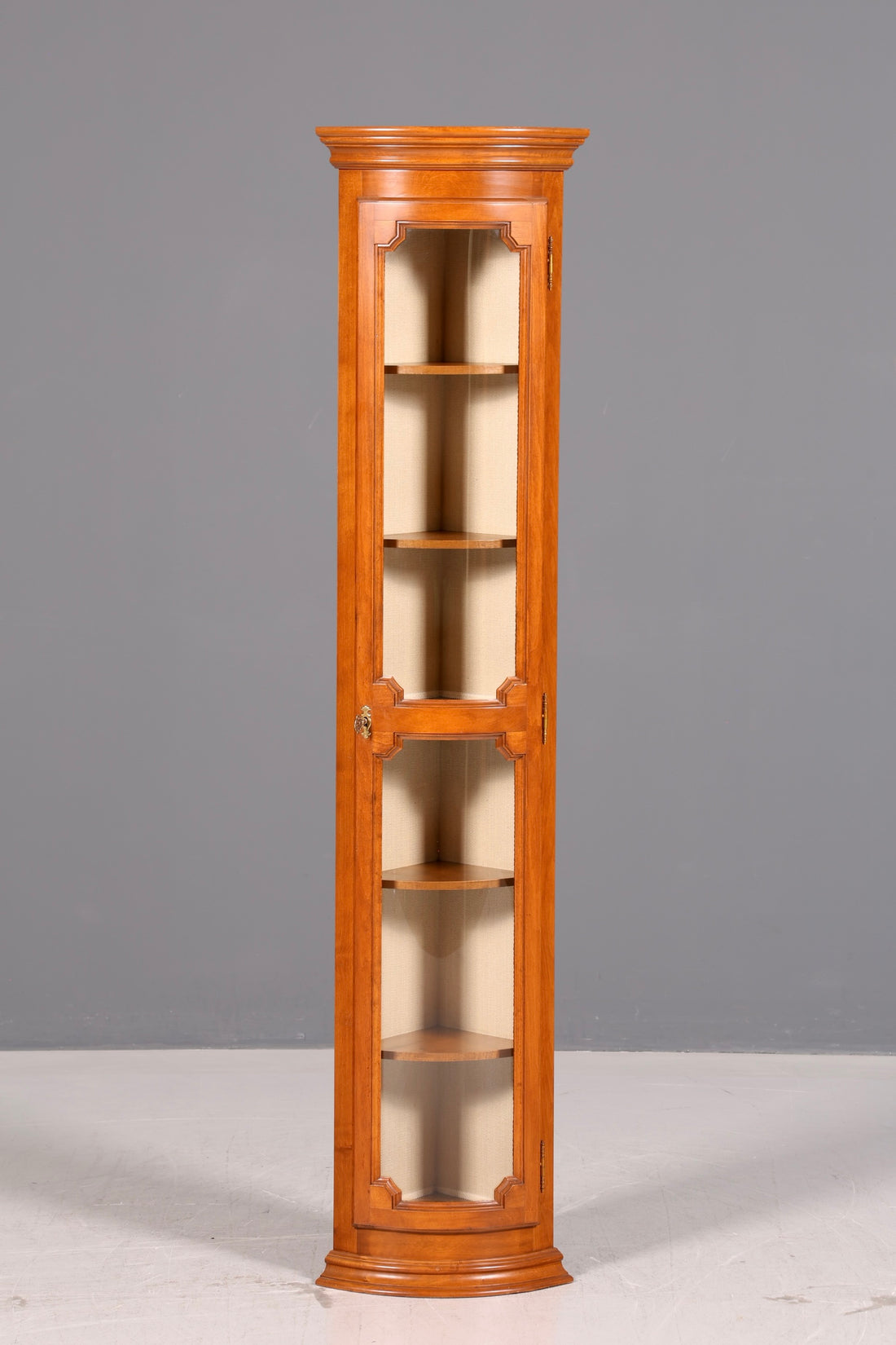 Wunderschöne Original Selva Eckvitrine Antik Stil Vitrine Schrank Geschirrschrank Glasvitrine