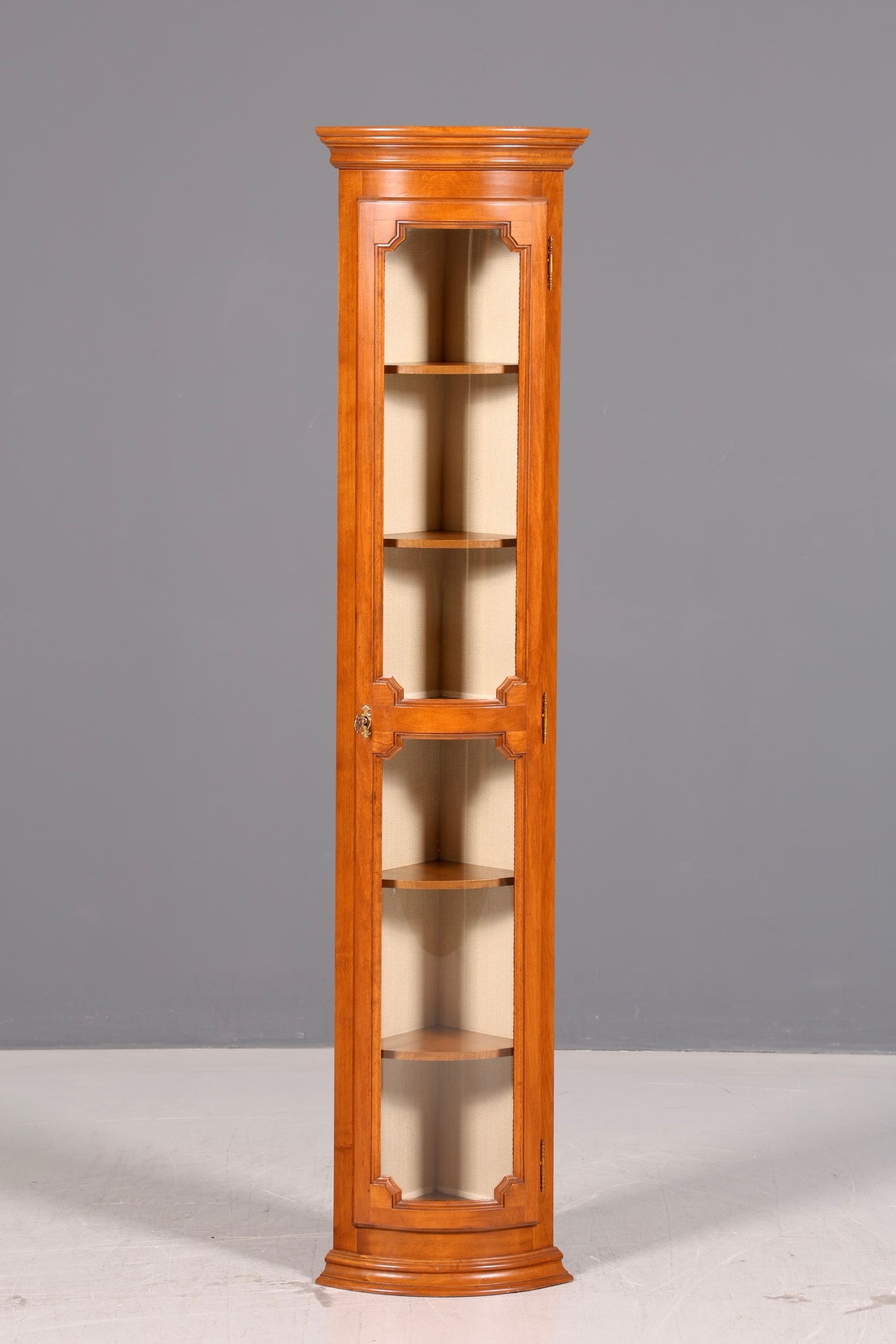 Wunderschöne Original Selva Eckvitrine Antik Stil Vitrine Schrank Geschirrschrank Glasvitrine