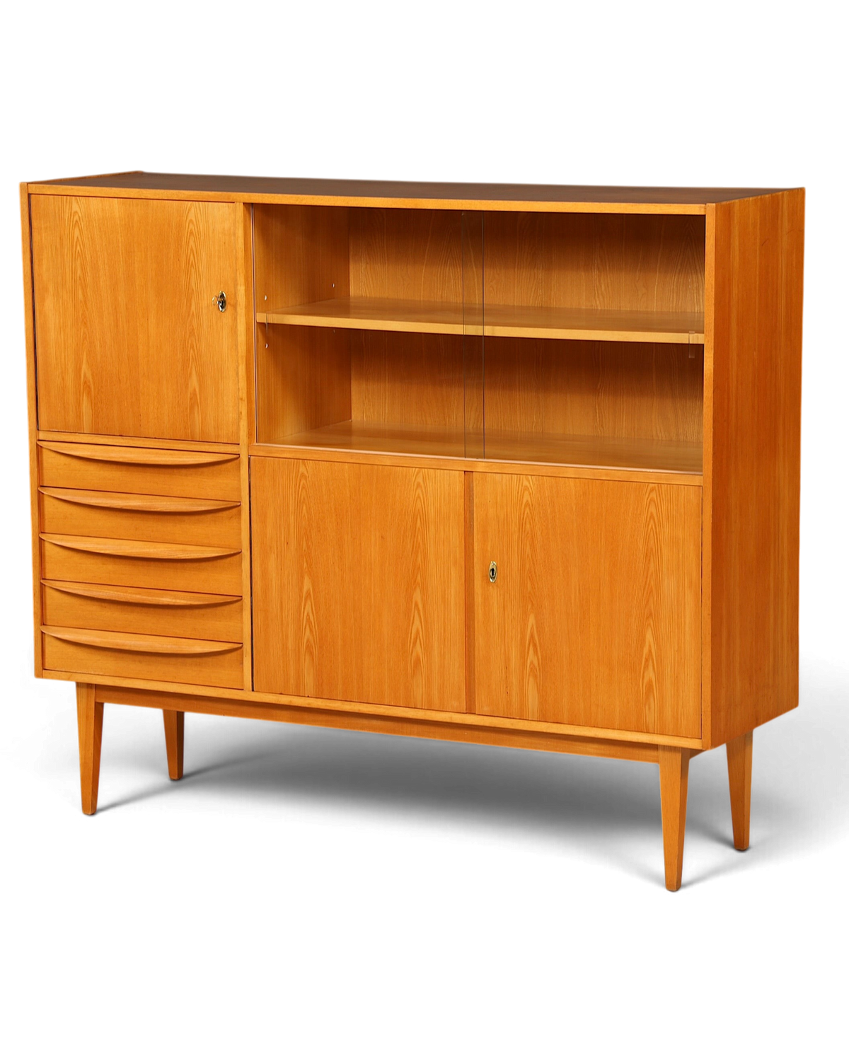 Hauptstadt Möblerei Hellerau Vitrine Modell 602 von Franz Ehrlich aus Holz im Mid-Century-Design mit Glasschiebetüren
