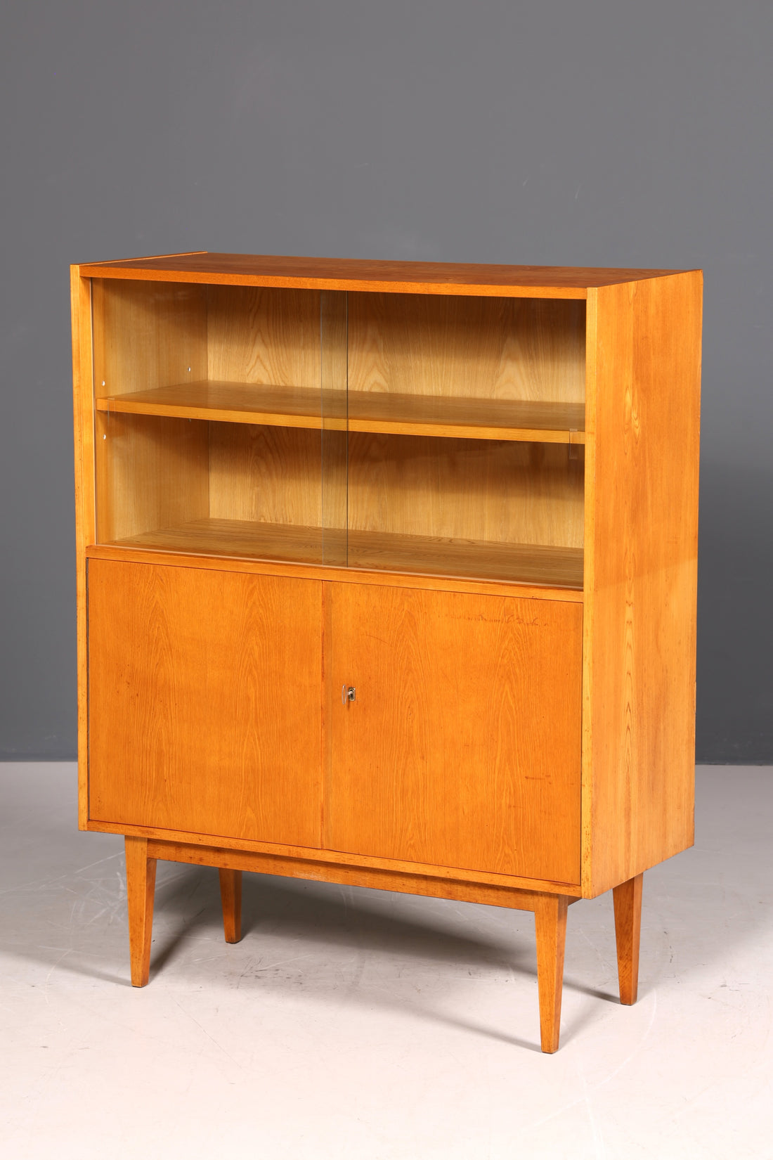 G346 Finish Traumhafter Mid Century Highboard Retro Vitrine 60er Jahre Schrank Kommode (Kopie)