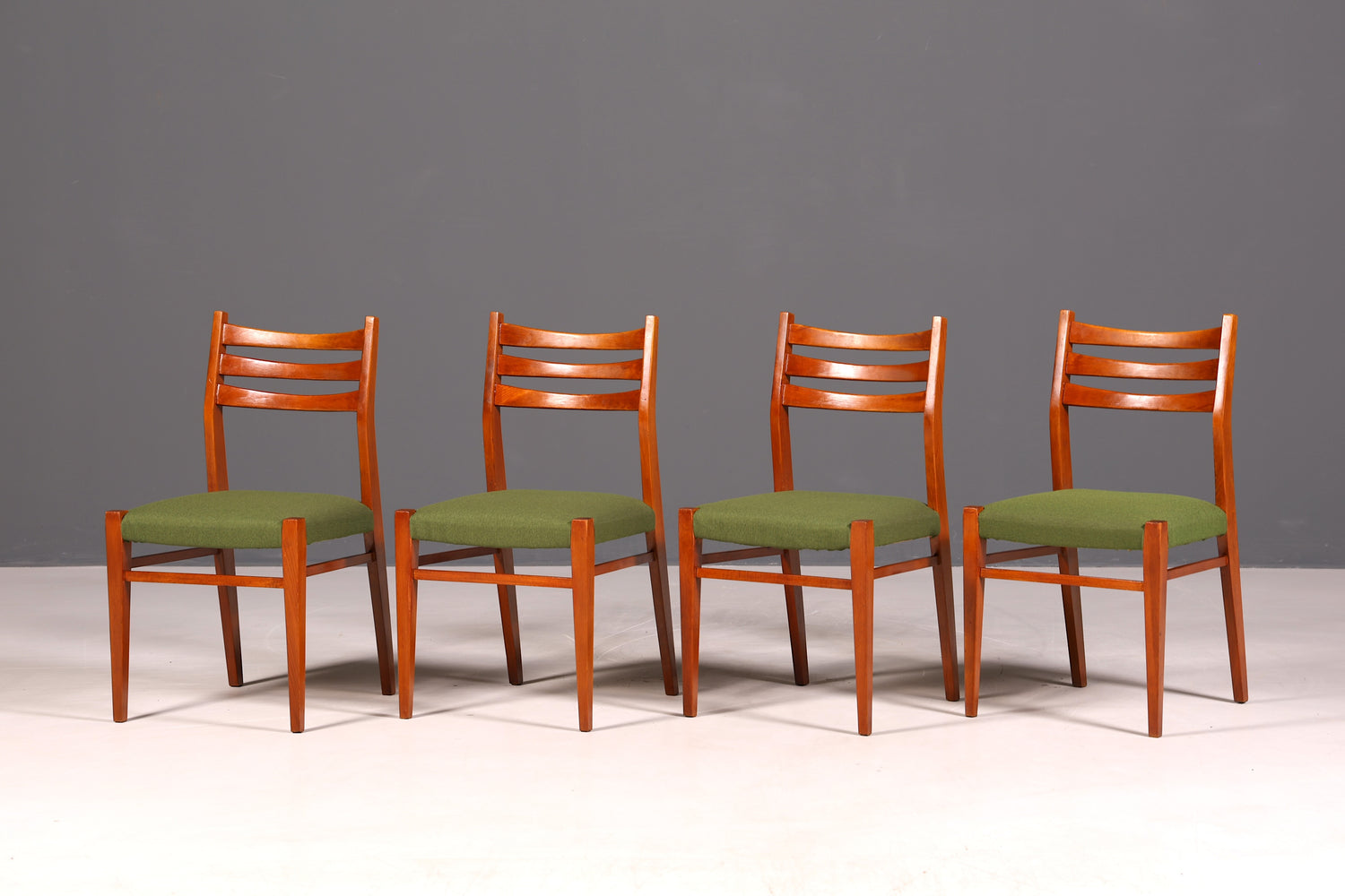 4x Mid Century Teak Holz Stühle Made in Denmark Retro Stuhlset Danish Design Vintage Küchenstühle