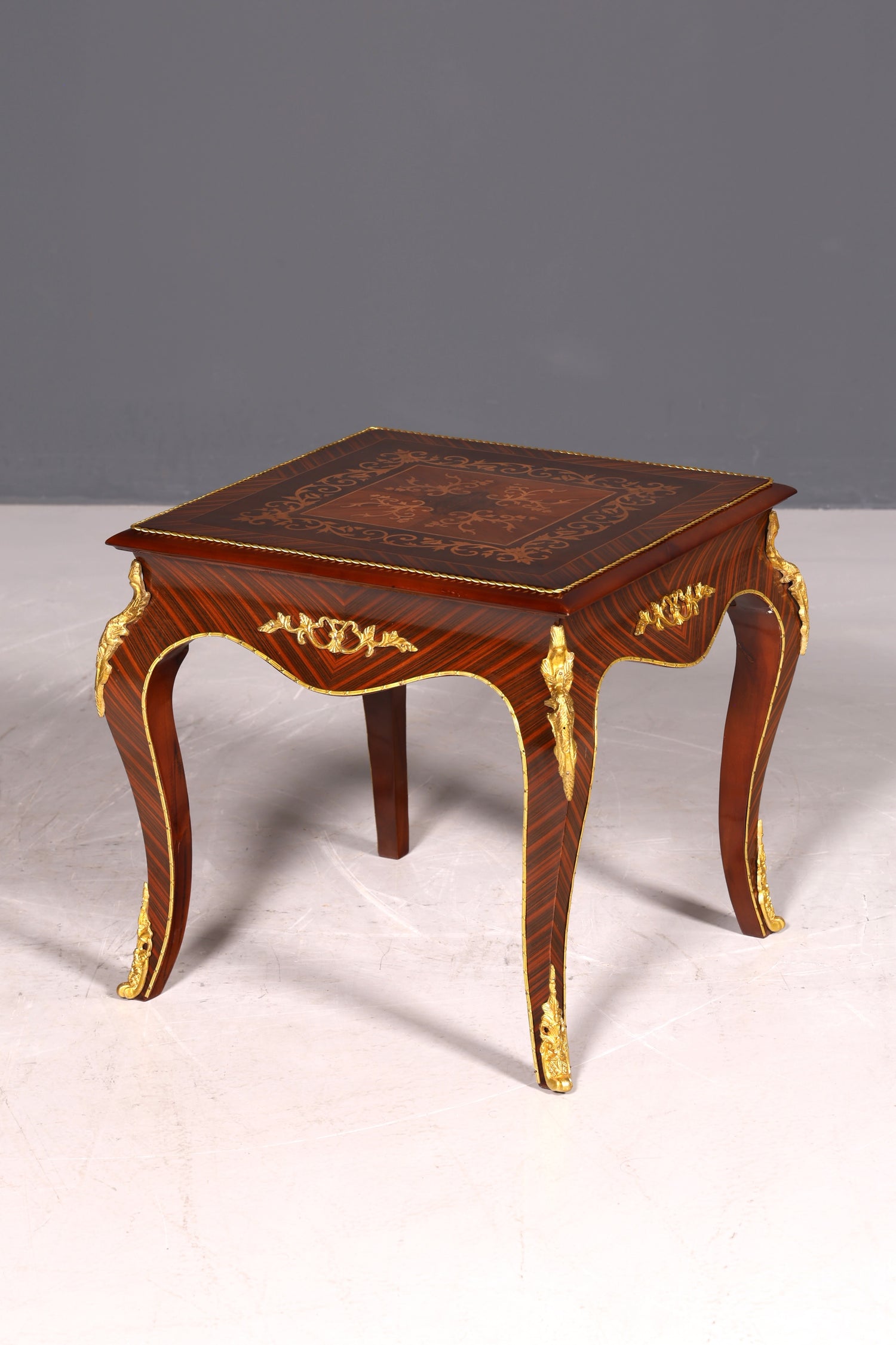 Wunderschöner Barock Stil Louis XV Couchtisch Antik Stil Ablagetisch Beistelltisch