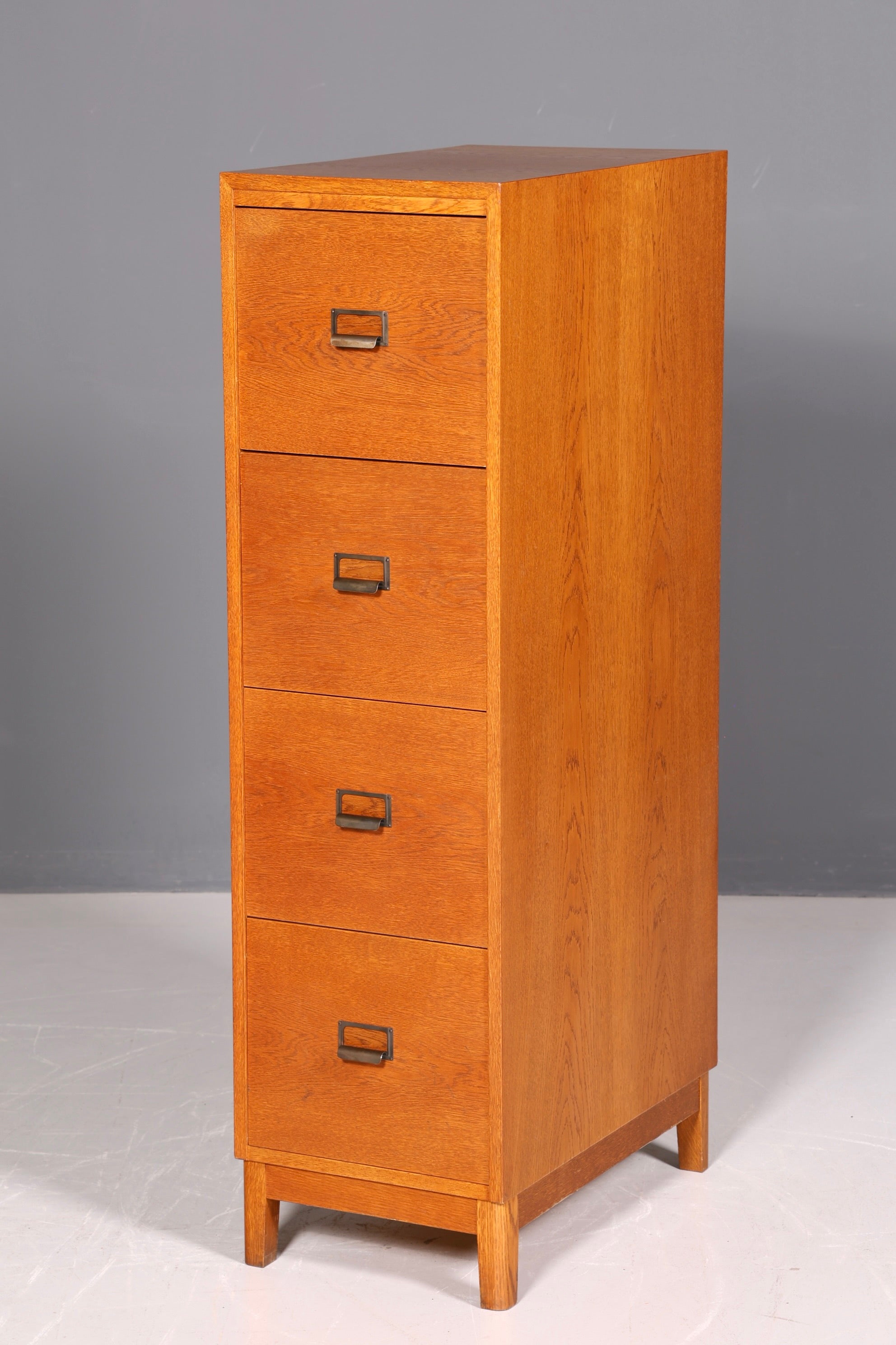 Stilvoller Mid Century Aktenschrank Bauhaus Apothekerschrank Vintage Schubladenkommode Vertiko