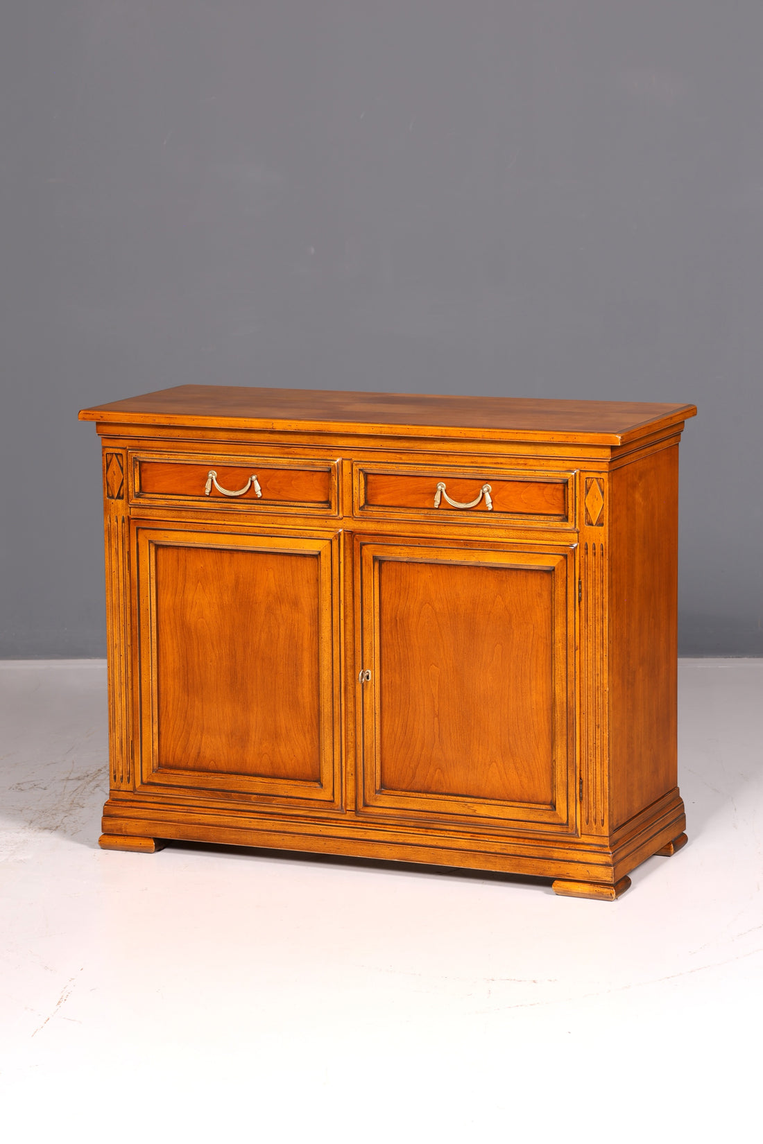 Wunderschöne Original Selva Kommode Villa Borghese Schrank Buffet Anrichte Sideboard Vintage