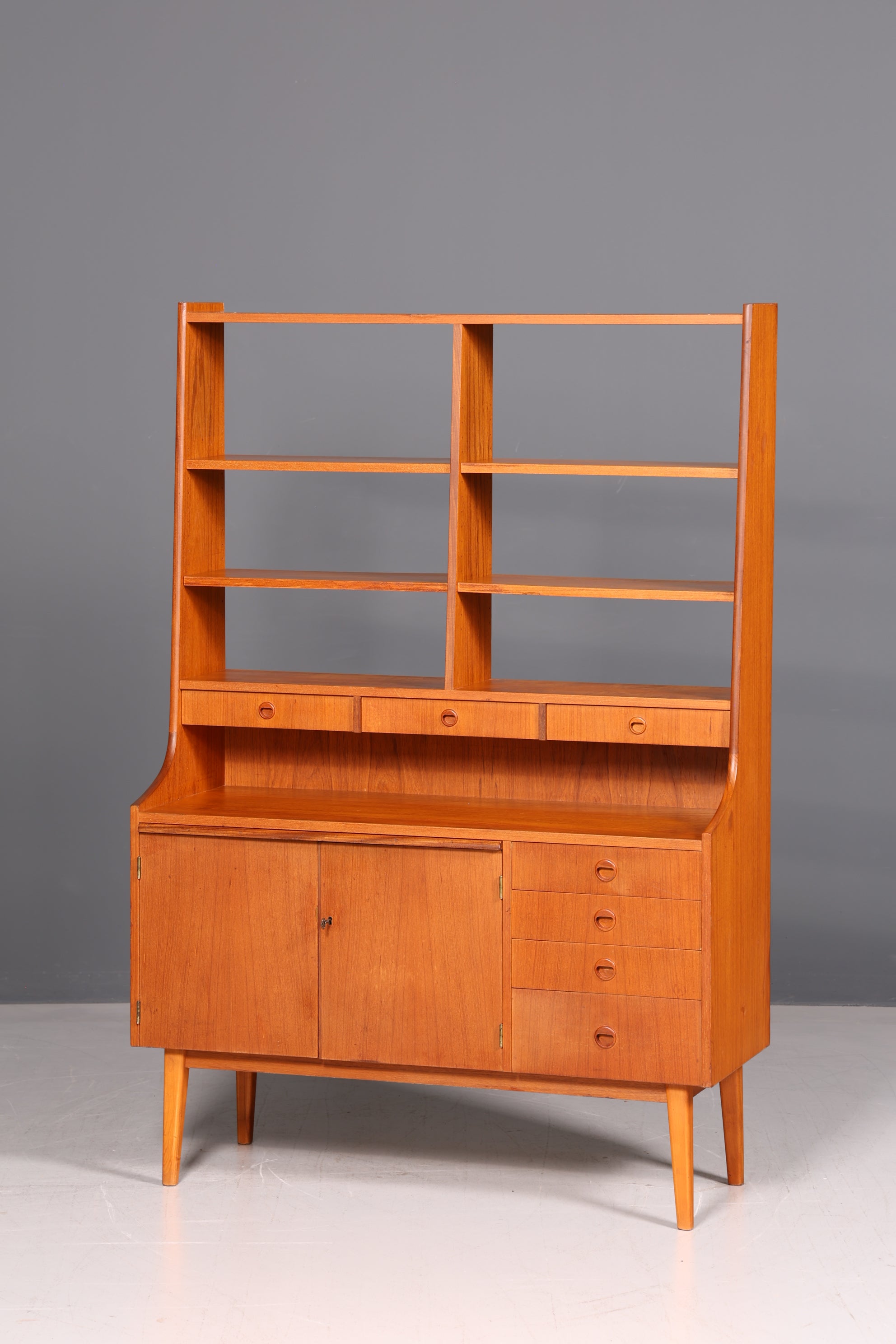 Wunderschönes Mid Century Regal Danish Design Vintage Schrank Bücherregal Highboard Retro 60er Massiv Holz Skandinavisch