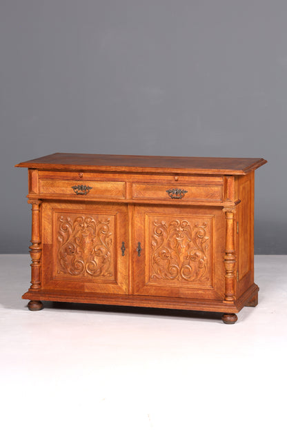 Stylish Gründerzeit sideboard, Louis Philippe oak cabinet/chest of drawers, circa 1880