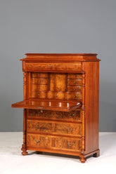 Traumhafter Louis Philippe Sekretär um 1870 Vertiko Nussbaum Highboard Kommode Sekretär Schrank