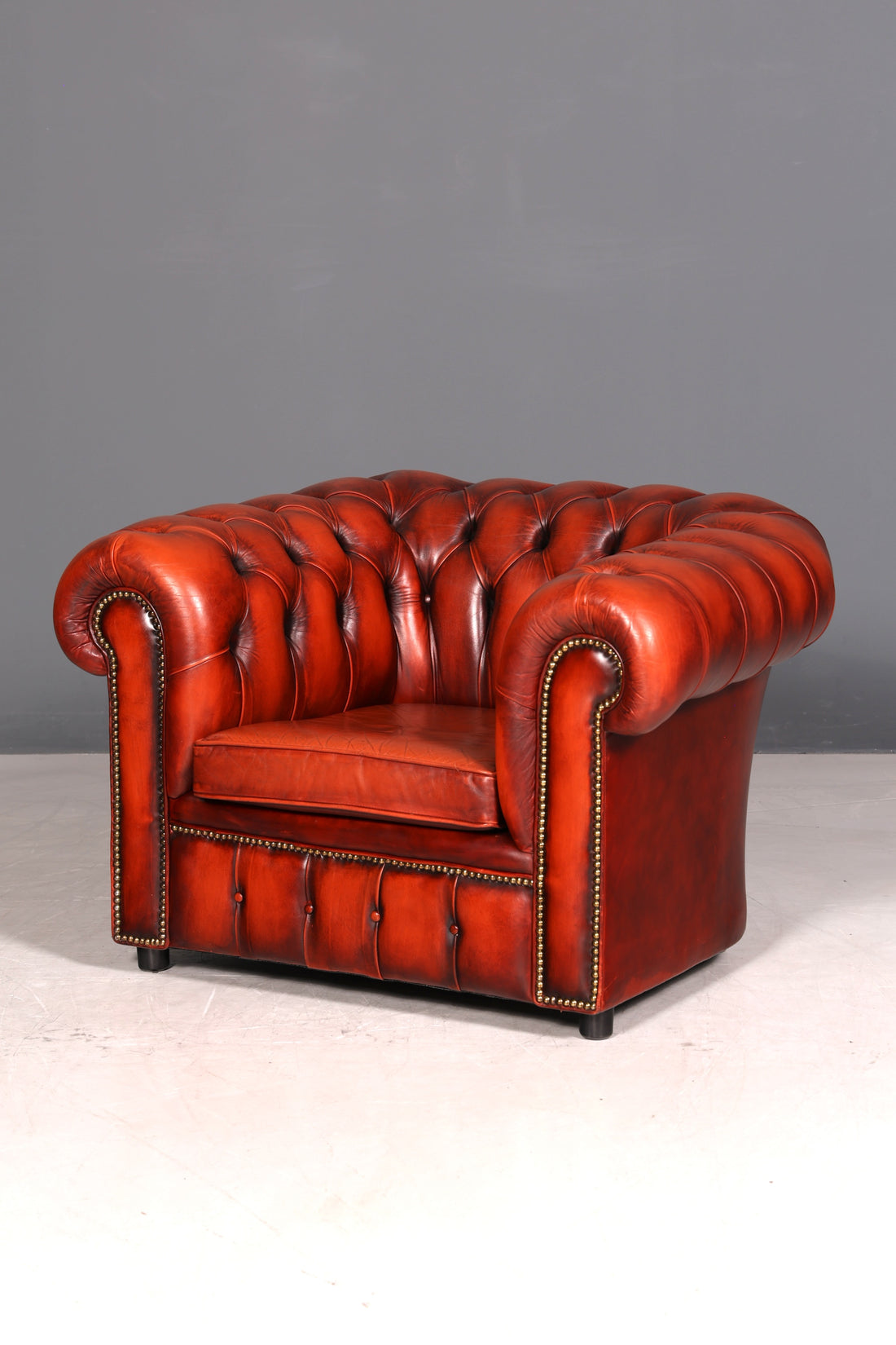 Stilvoller Original Chesterfield Sessel Englischer Armlehnsessel Englisch Herrensessel 1 von 2