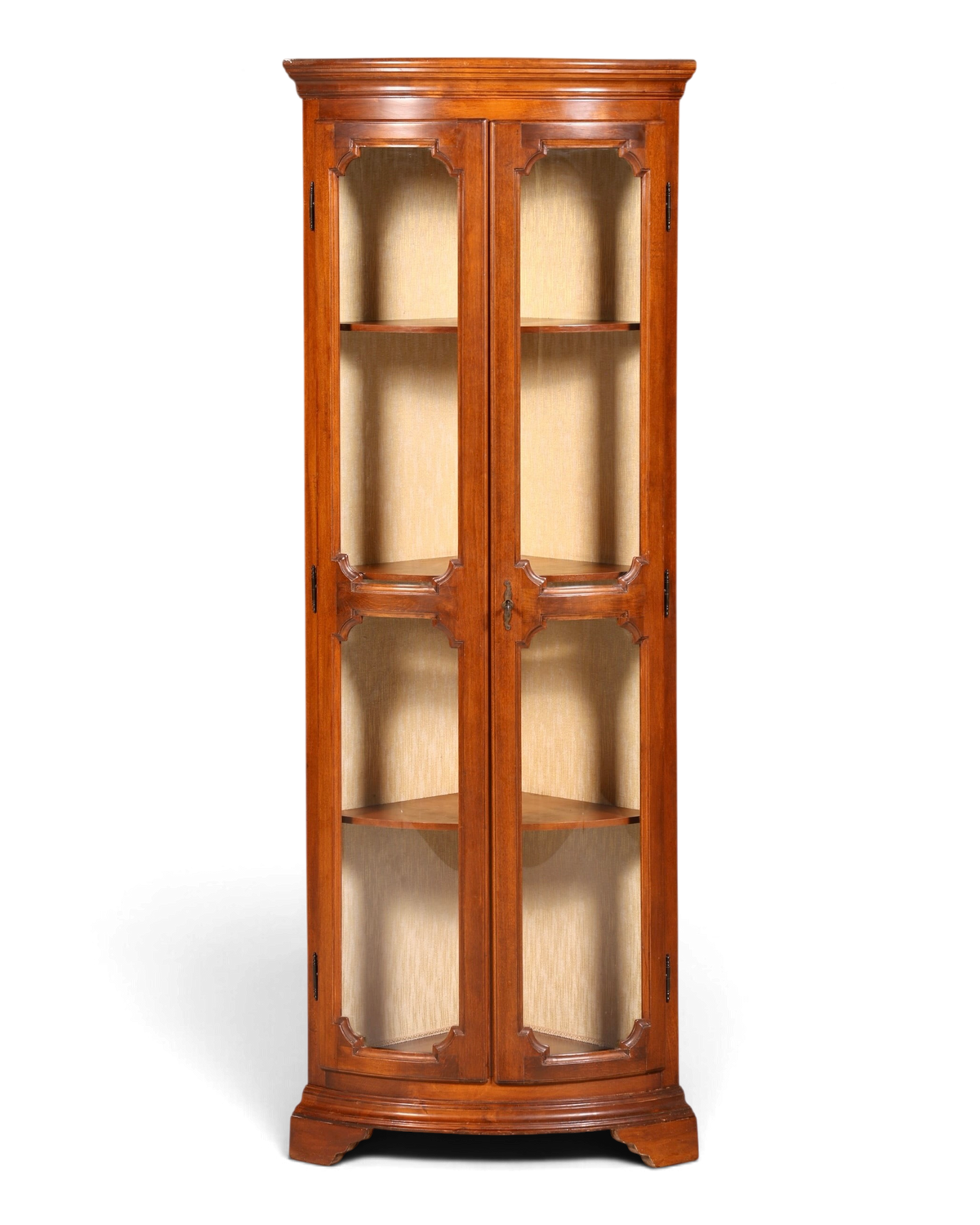 Hauptstadt Möblerei Selva Eckvitrine aus Holz im klassischen italienischen Antik-Stil mit Glastüren und Einlegeböden