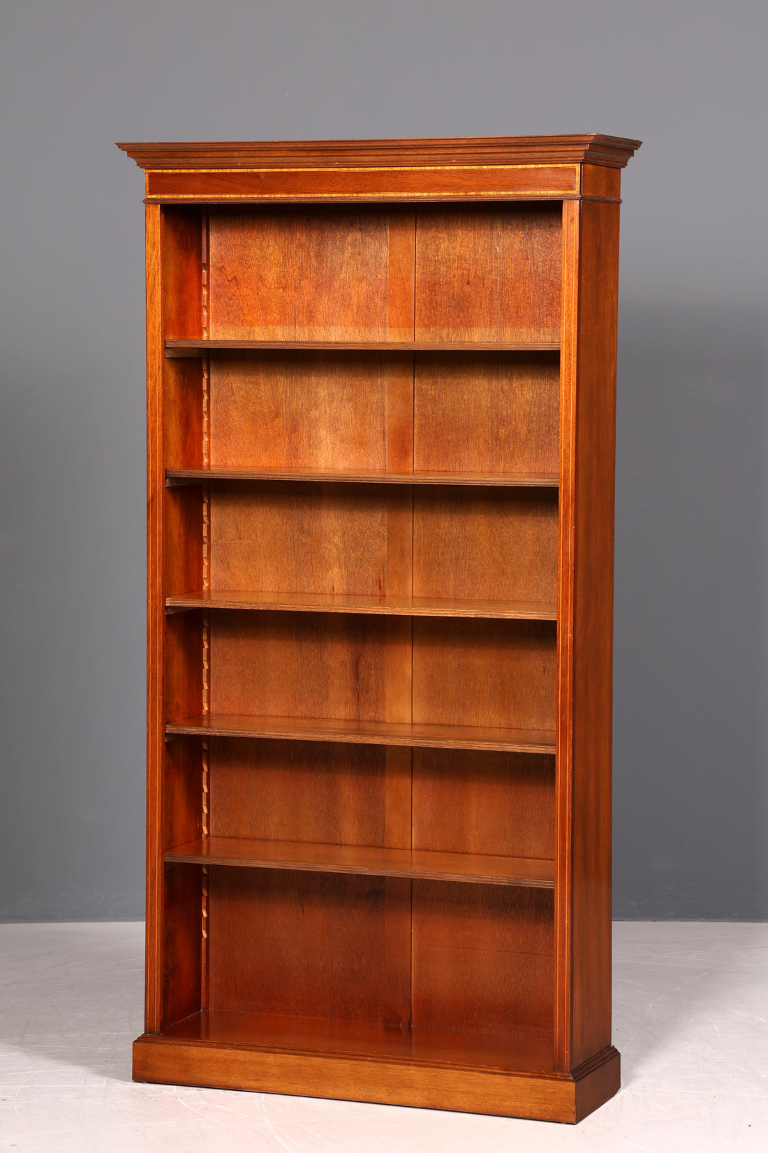 G612 Finish cm Wunderschönes Englisches Bücherregal Antik Regal Bookshelf Buchablage 60s (Kopie)