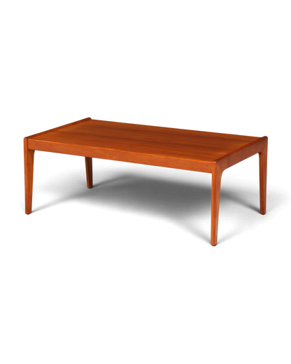 Hauptstadt Möblerei Mid Century Couchtisch aus massivem Teakholz im 70er Jahre Retro Design