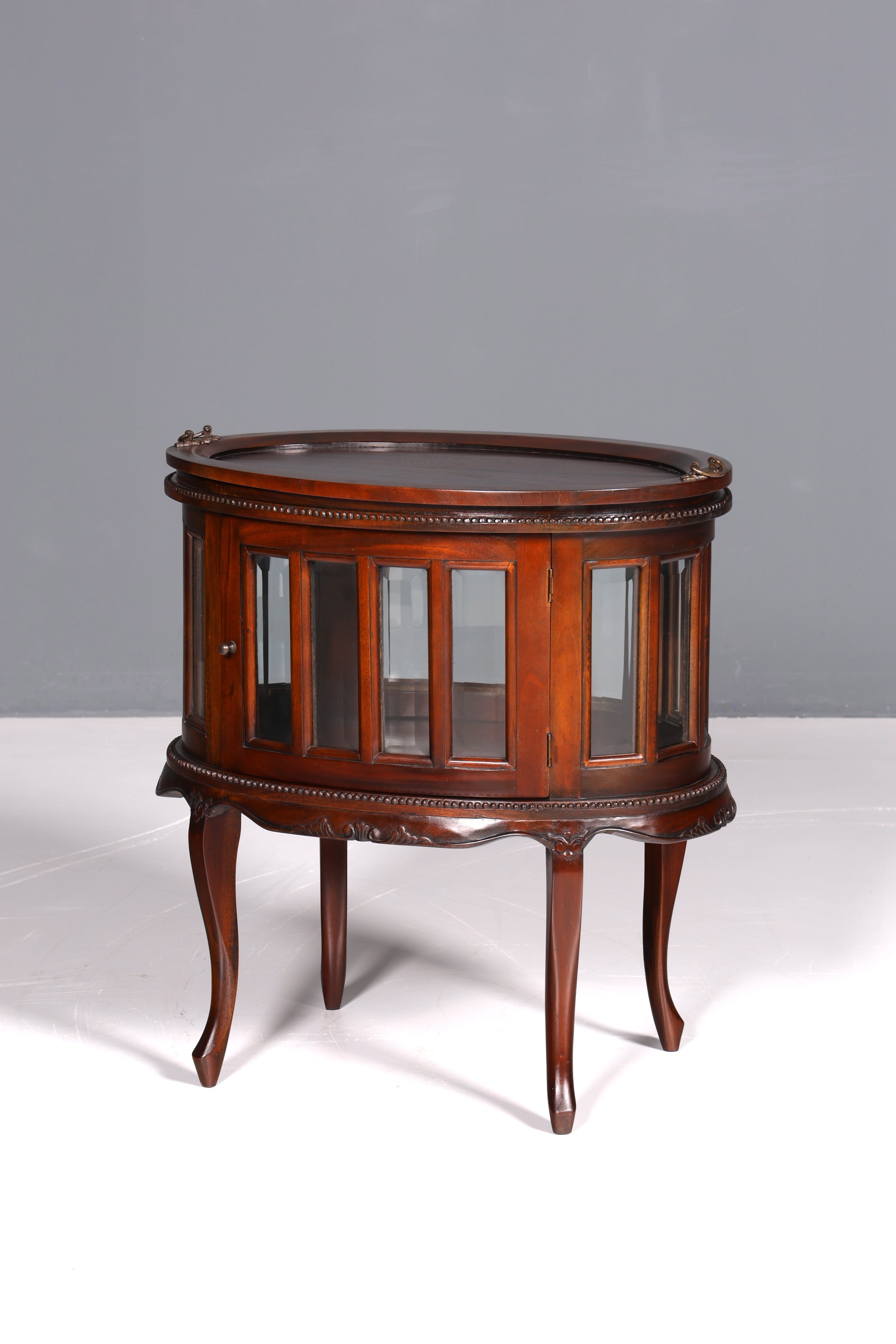 Beautiful, delicate Chippendale bar cabinet, real wood tea cabinet in Art Nouveau style, display cabinet