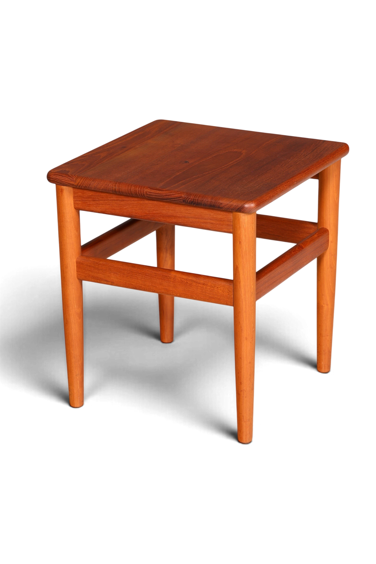 Hauptstadt Möblerei Mid-Century Beistelltisch aus Teakholz im dänischen Design mit quadratischer Platte