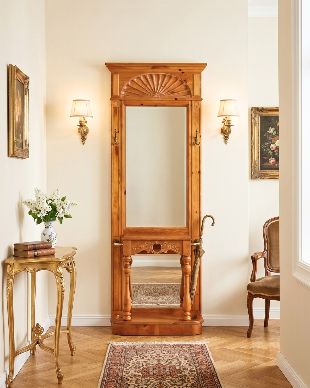 Beautiful Pulaski Hall Tree Wardrobe Baroque Style Coat Hooks Mirror Coat Rack