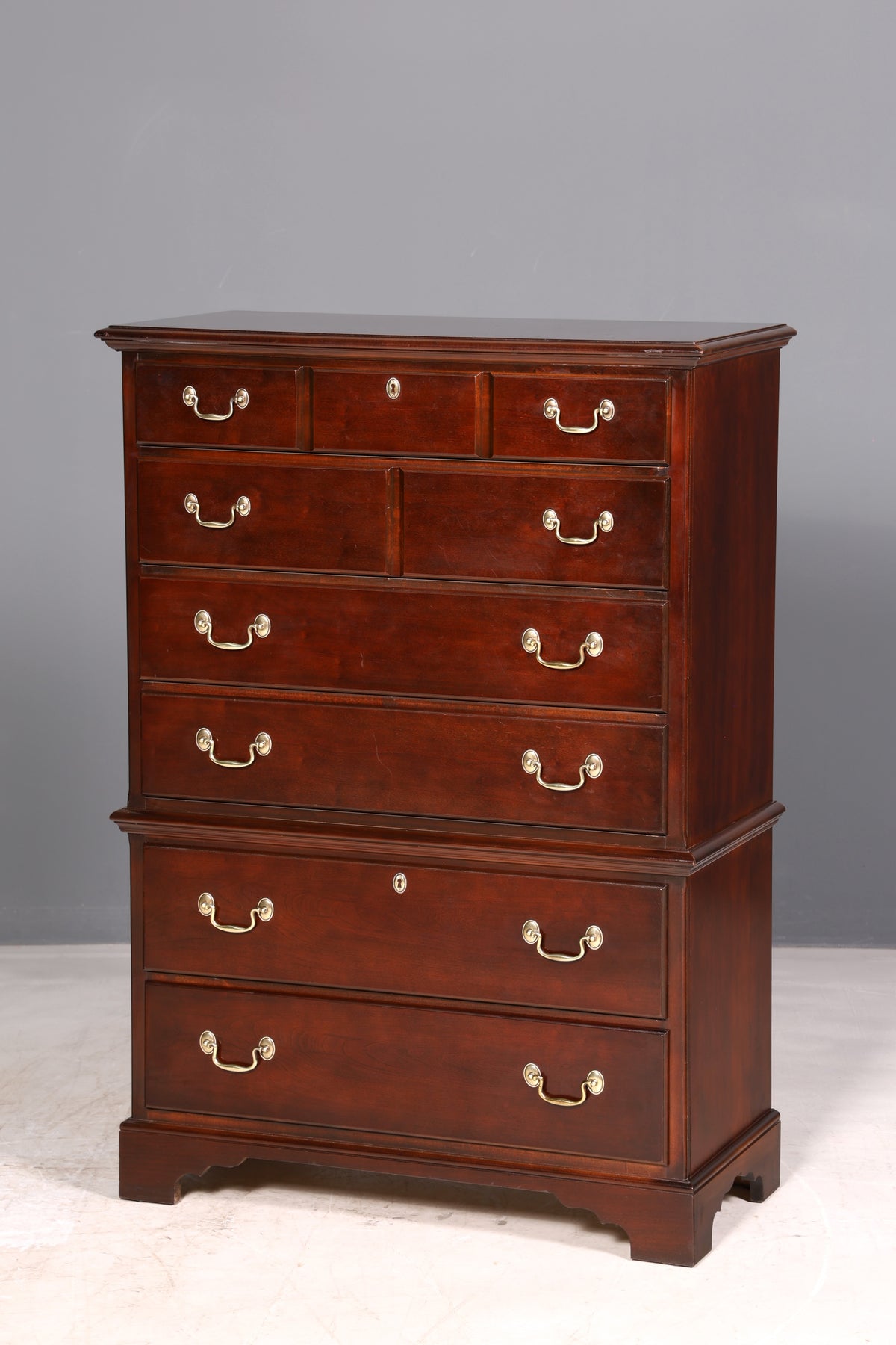 Edles Drexel Heritage Vertiko Kommode Antik Stil USA Schrank Schubladenkommode Chiffoniere Wäschekommode