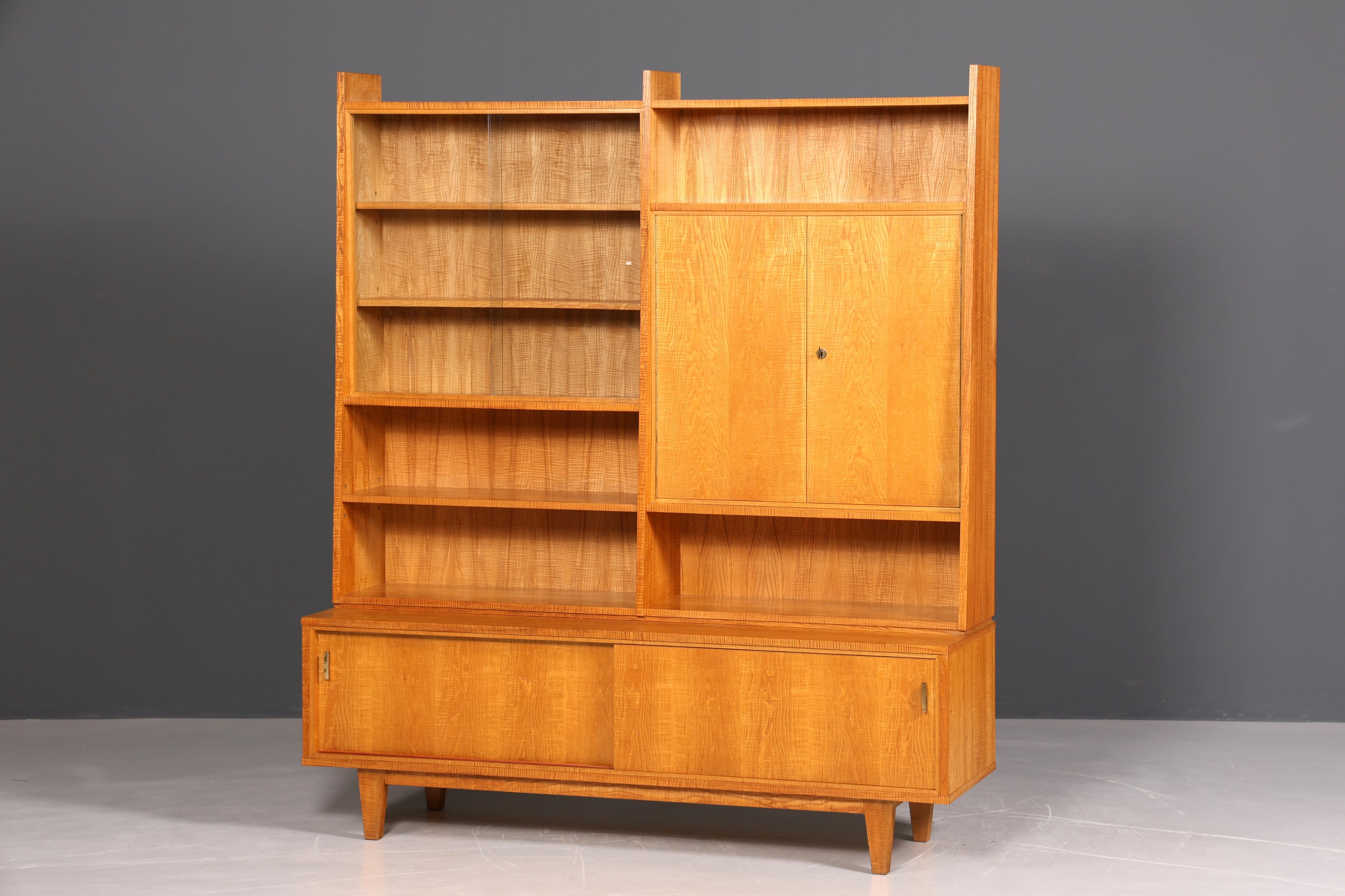 Wunderschöner XXL Mid Century Schrank Bücherregal Vintage Regal Bibliothek Vitrine Holz Bookshelf