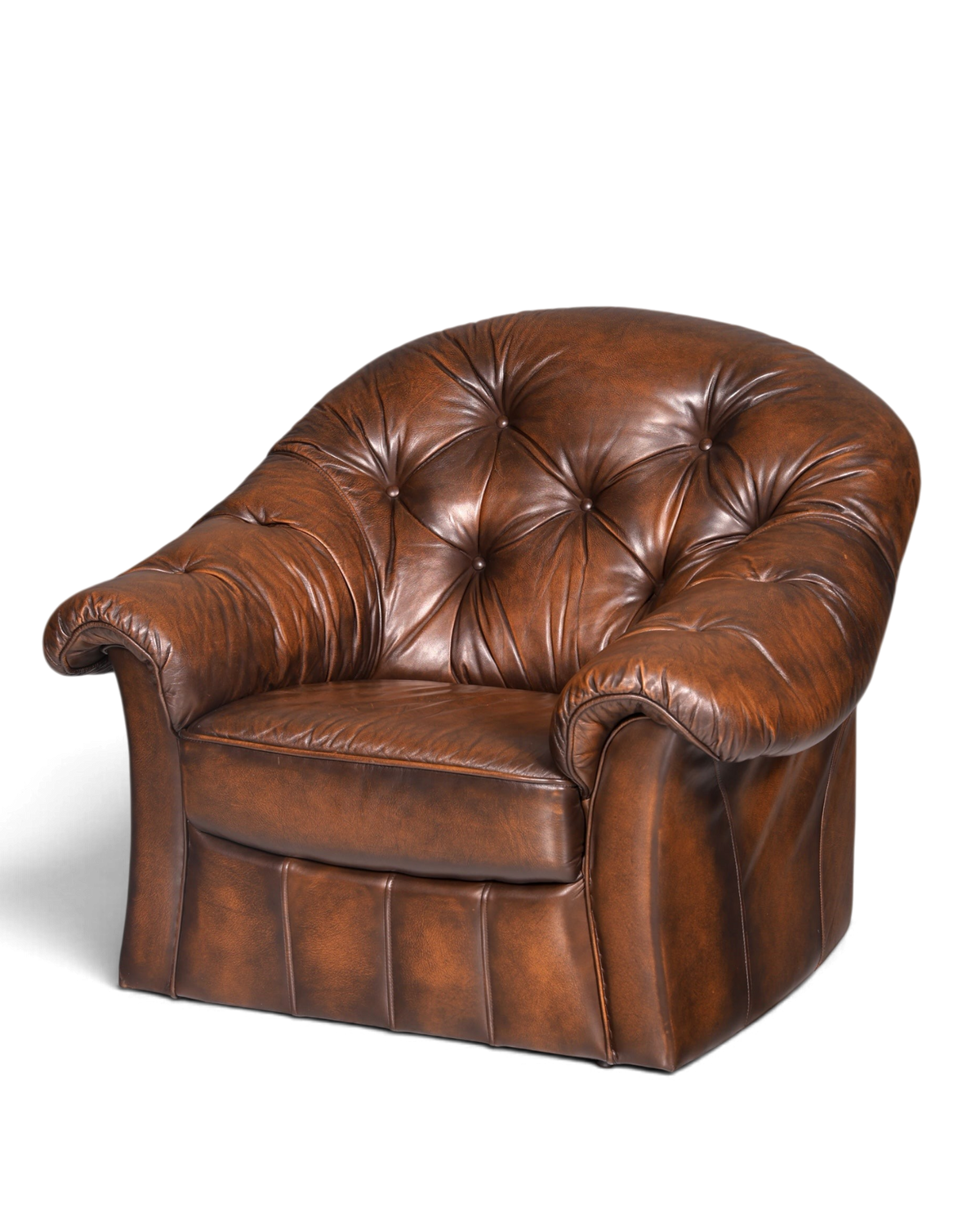 Hauptstadt Möblerei Chesterfield Ledersessel in Braun mit Knopfheftung und geschwungenen Armlehnen im Vintage-Stil