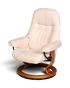 Hauptstadt Möblerei Relaxsessel in Creme mit Stoffbezug und geschwungenem Holzgestell in H843 Finish