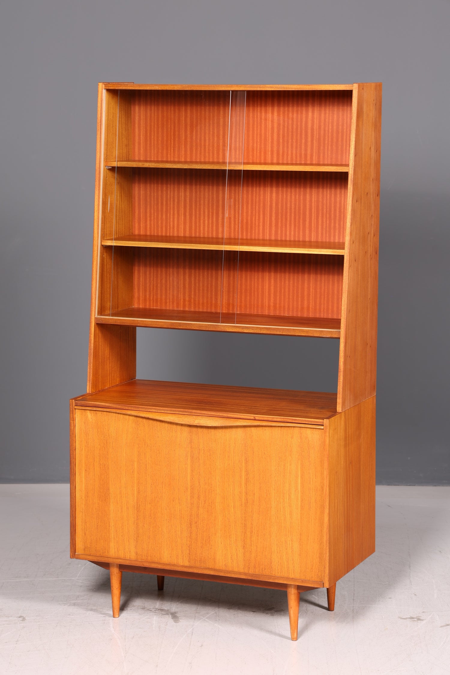 Wunderschönes Mid Century Regal Bücherregal Vintage Highboard Schrank Klapprschrank Holz 60s
