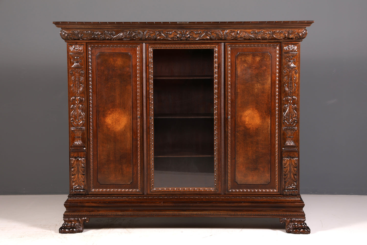 Wunderschöner Neorenaissance Bücherschrank Antik Vitrine Herrenzimmer Gründerzeit Schrank Regal Vintage