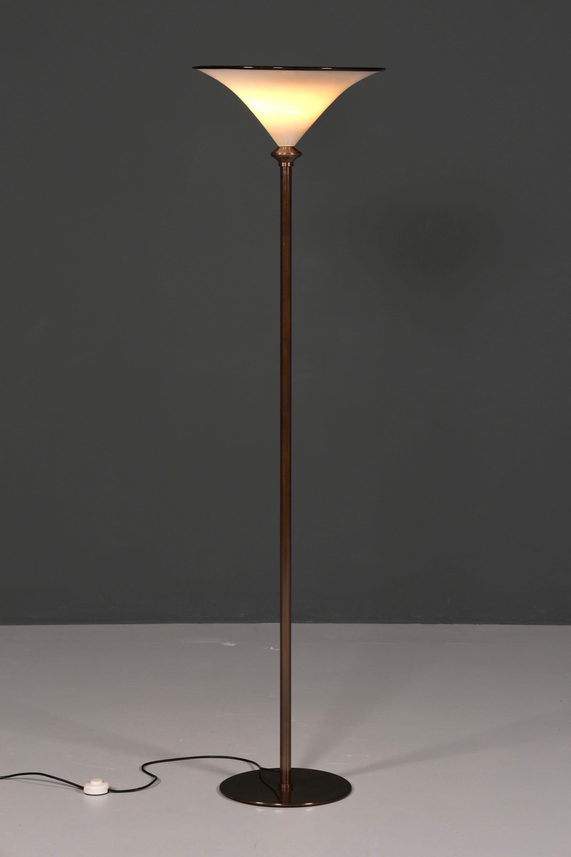 Beautiful Italian floor lamp by Barovier &amp;amp; Toso, Murano glass lampshade, uplighter, floor lamp, 1 of 2