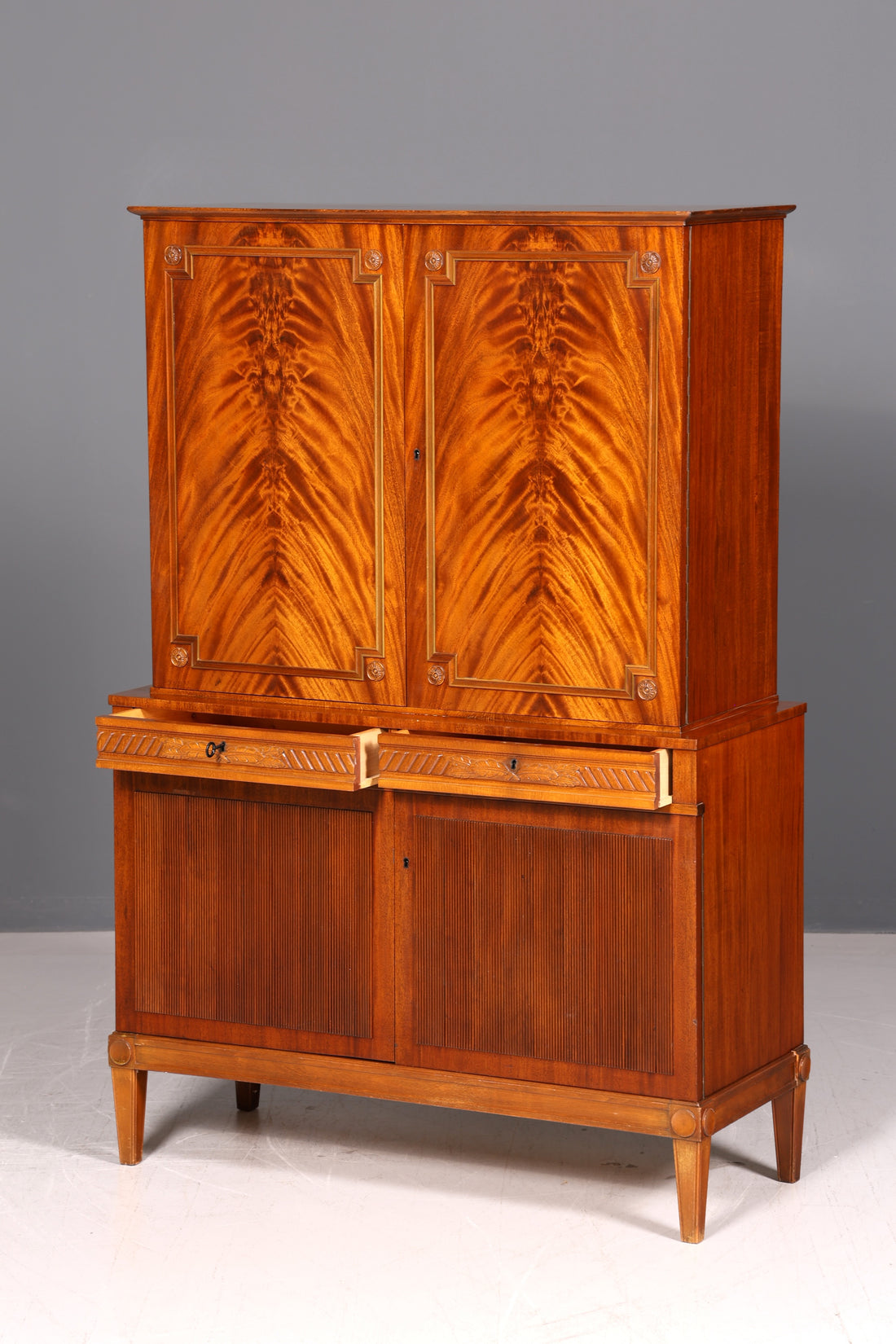 Beautiful Cabinet in Gustavian Style Vintage Chest of Drawers Highboard Shelf Real Wood Laundry Cabinet Bedroom