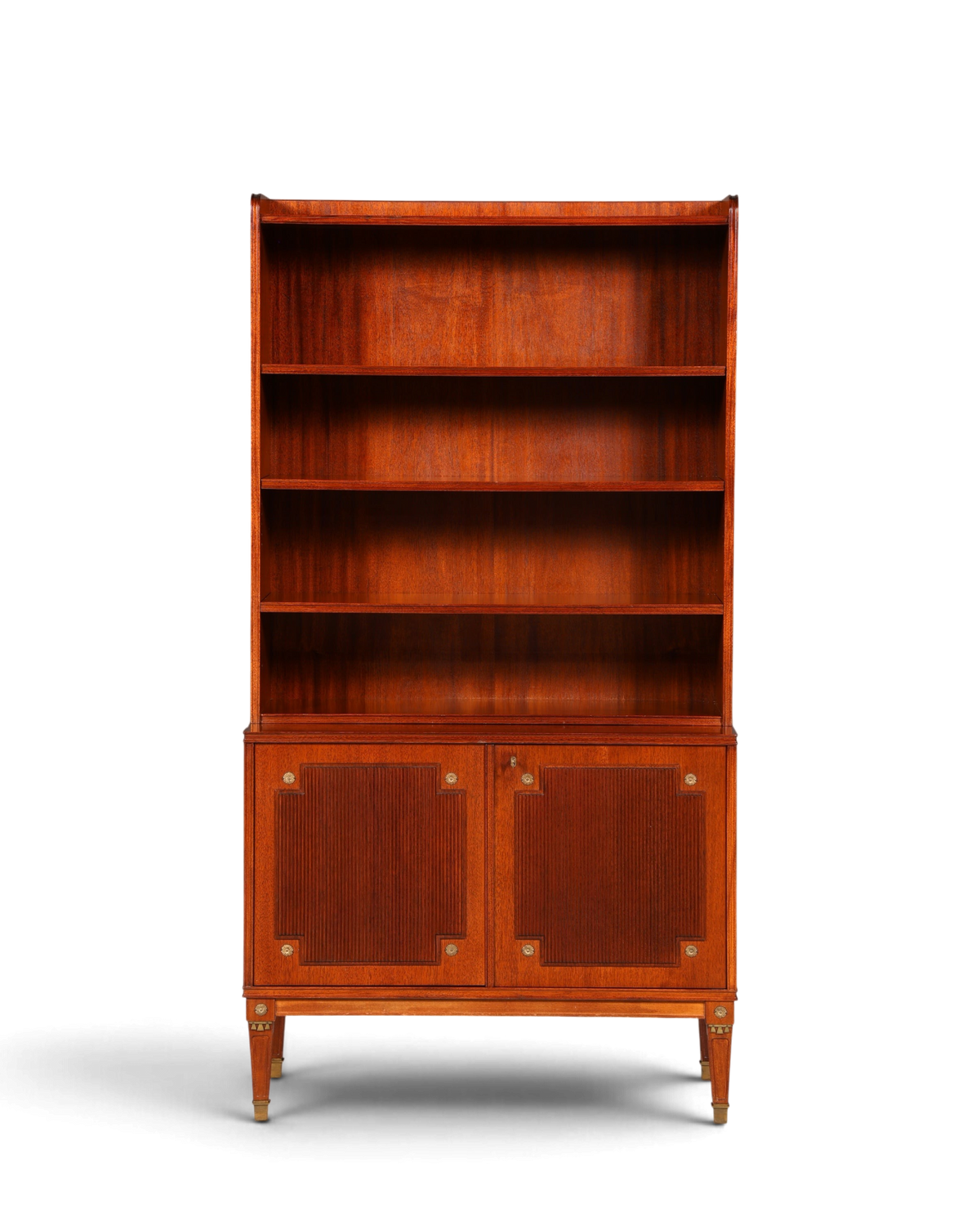 Hauptstadt Möblerei gustavian tarzı masif ahşap kitaplık, ayarlanabilir raflı ve alt dolaplı vintage highboard.