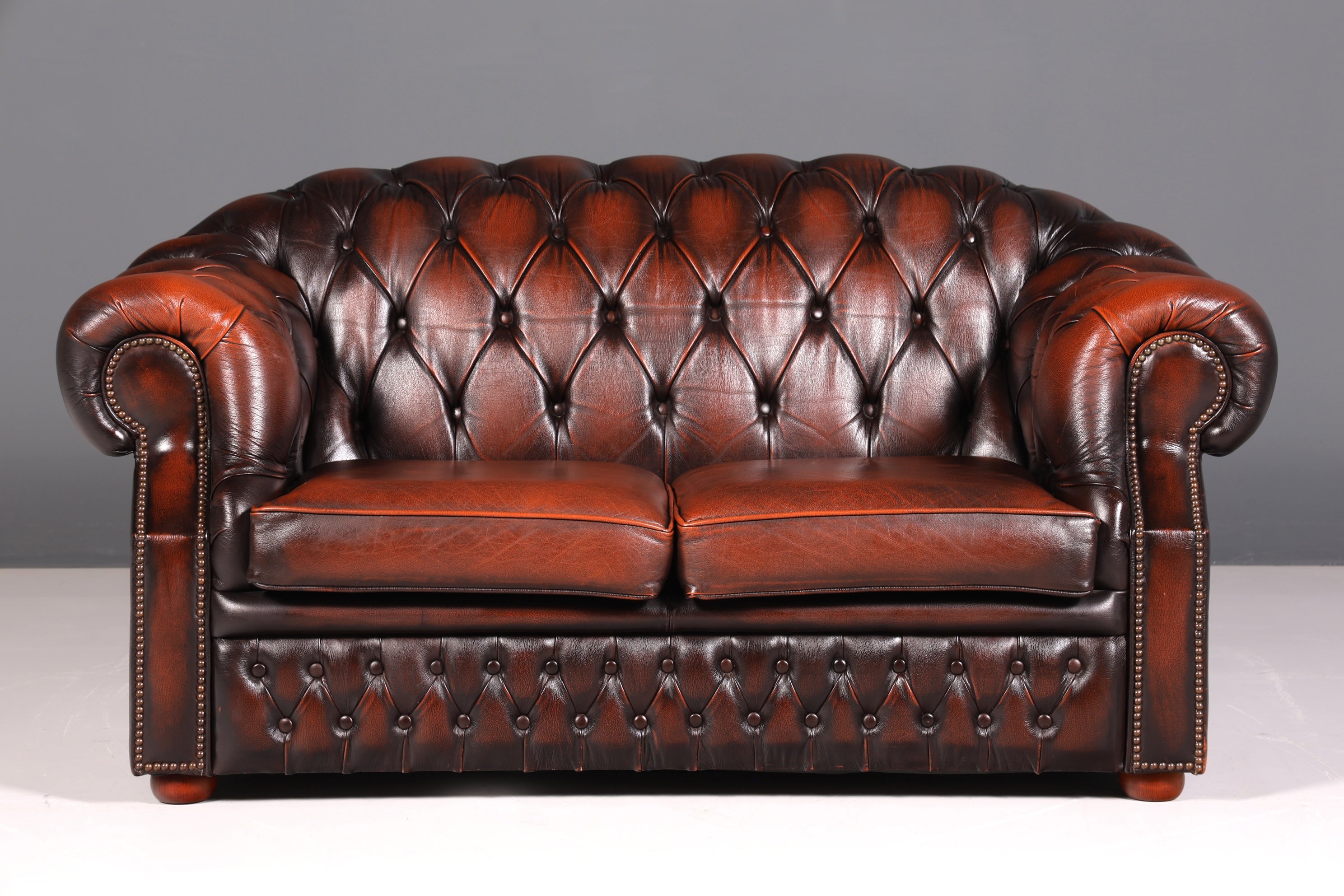 Beautiful Original Chesterfield Centurion 2 Seater Couch English Real Leather Sofa UK