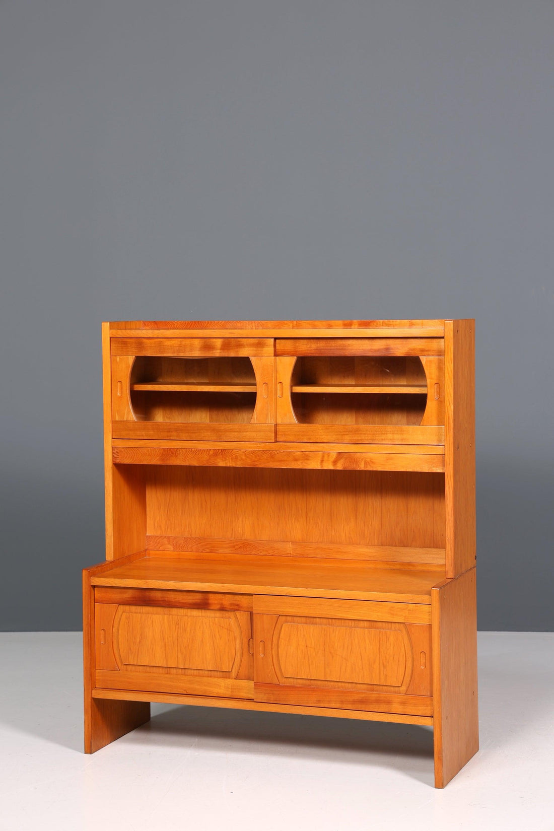 Wunderschönes Mid Century Schrank Vintage Highboard Küchenschrank Regal Retro Vitrine 60er Jahre Kommode