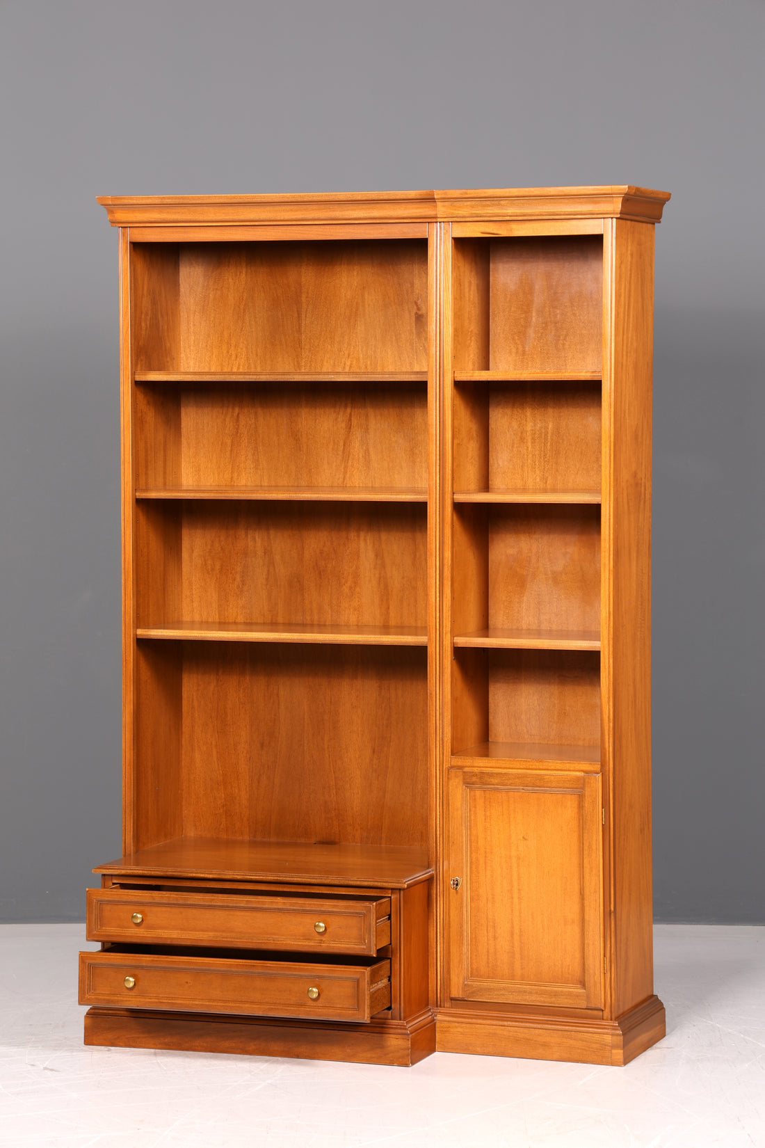 Edles Original Selva Bücherregal Kirschholz Regal Bücherschrank Vintage Italienische Möbel TV Bibliothek