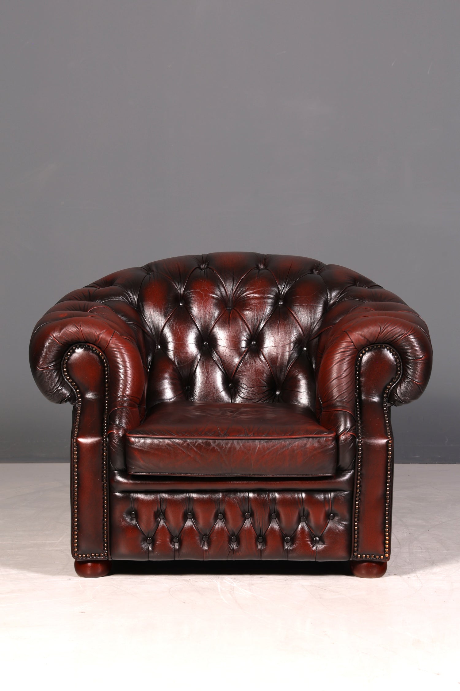 G549 Finish cm Wunderschöner Original Chesterfield Centurion Sessel Englischer Armlehnsessel Englisch Herrensessel (Kopie 2)