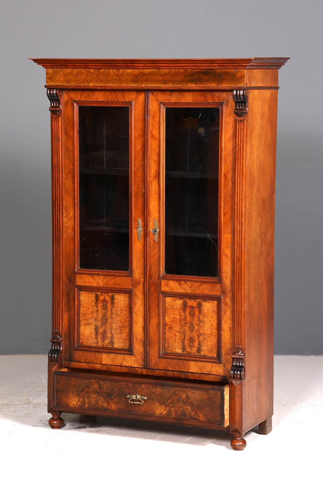 Edler Gründerzeit Vitrine Schrank um 1880 Kleiderschrank Antik Louis Philippe Wäscheschrank