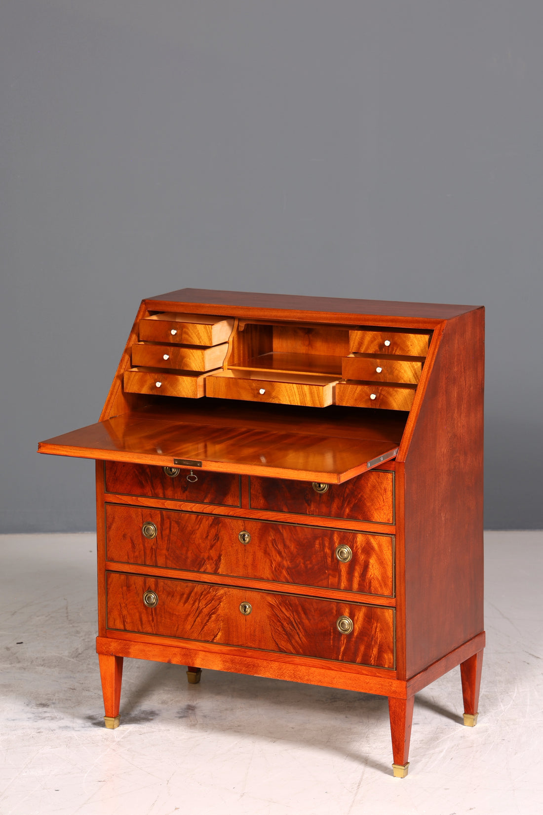 Stilvoller Sekretär im Louis Seize Stil Büro Kommode Empire Englisch Schreibkommode Schreibtisch