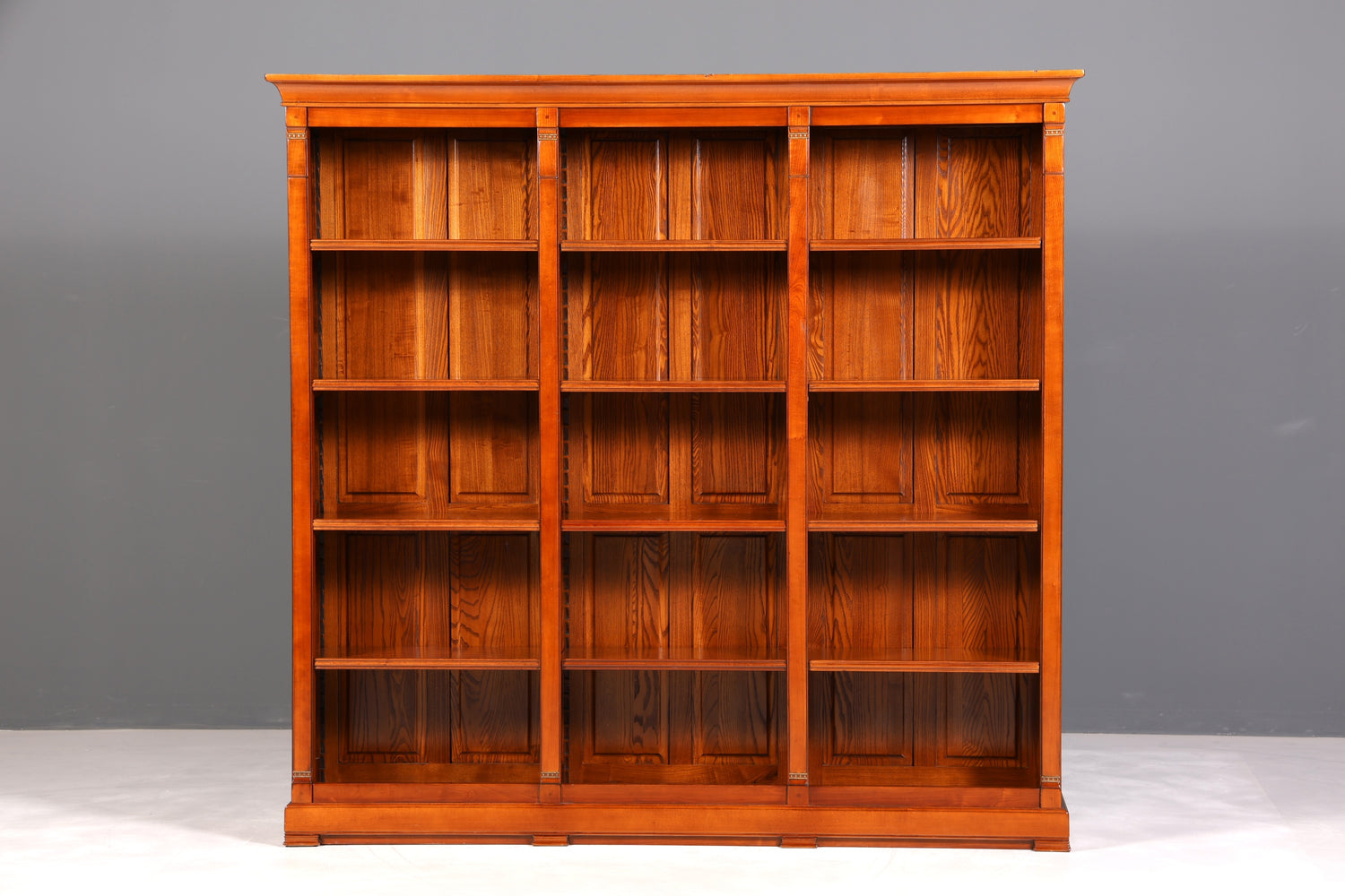 Wunderschönes Englisches Bücherregal Antik Regal Bookshelf Buchablage 60s