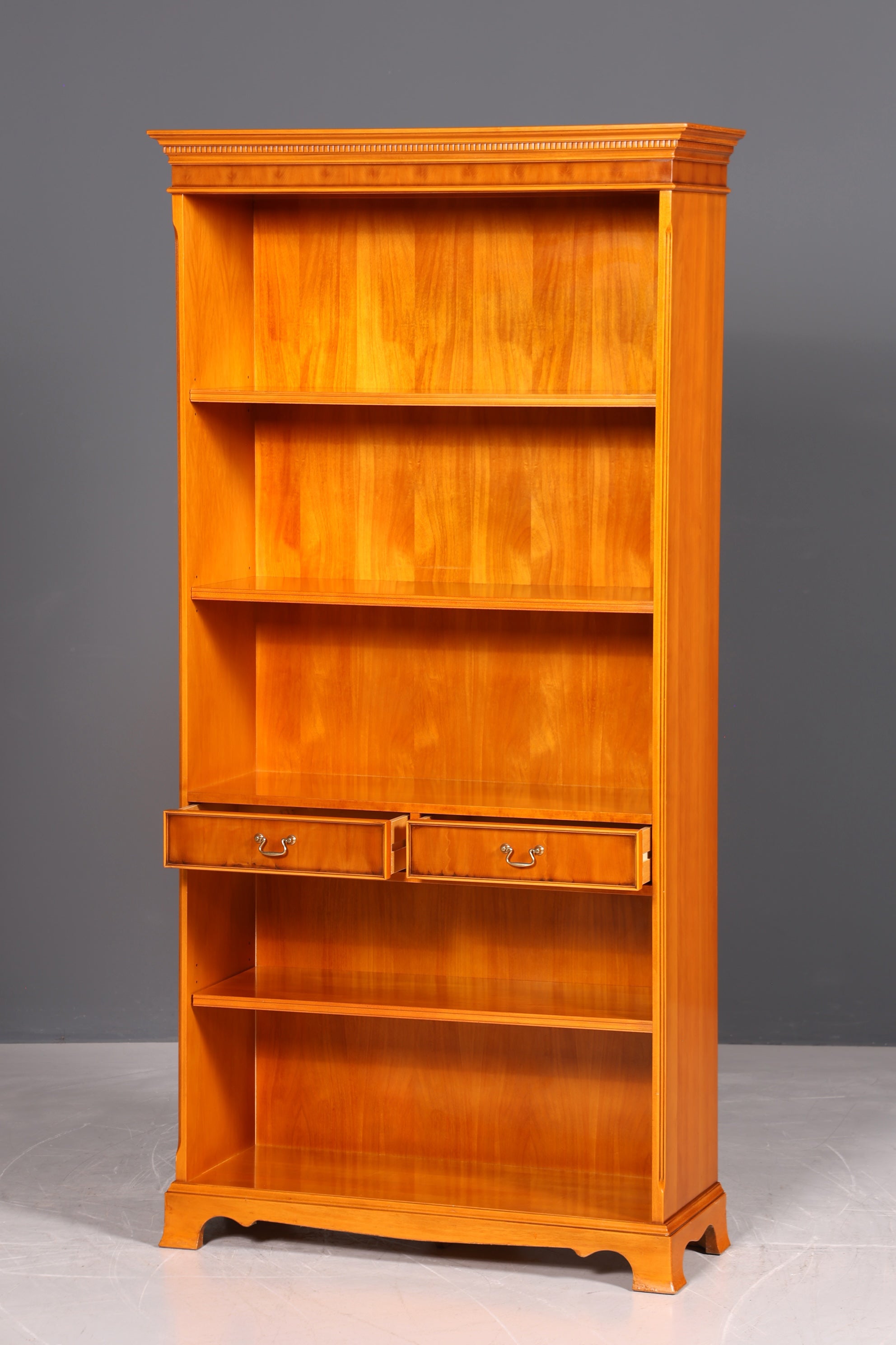 Wunderschönes Englisches Bücherregal Eibe Antik Regal Bookshelf Buchablage 60s