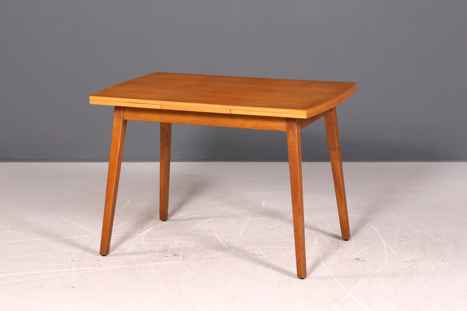 Schlichter Mid Century Esstisch ausziehbarer Vintage Tisch Retro Küchentisch