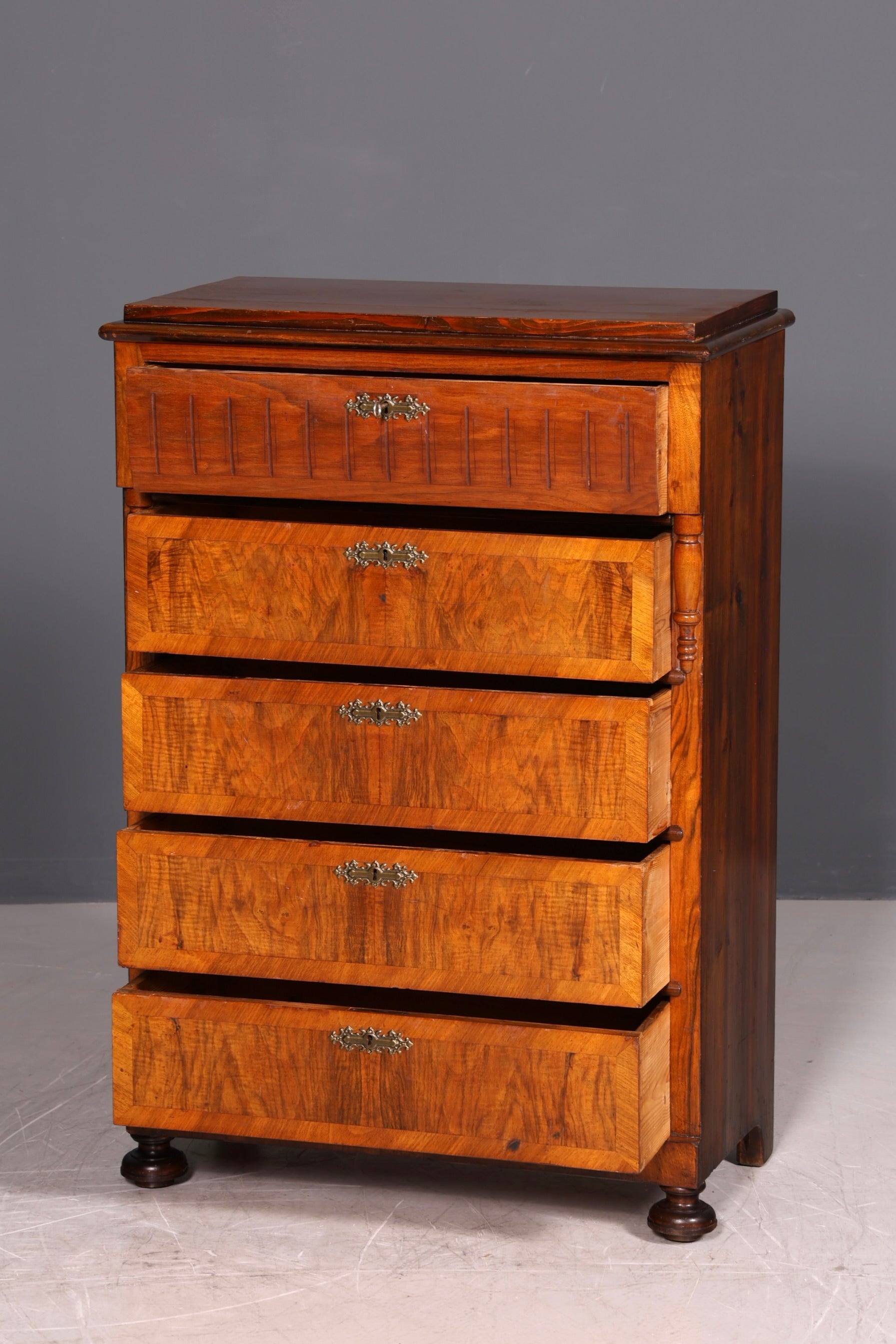 G466 Finish cm Wunderschöne Gründerzeit Kommode Jugendstil Vertiko Schubladenkommode Antik Wäschekommode (Kopie)