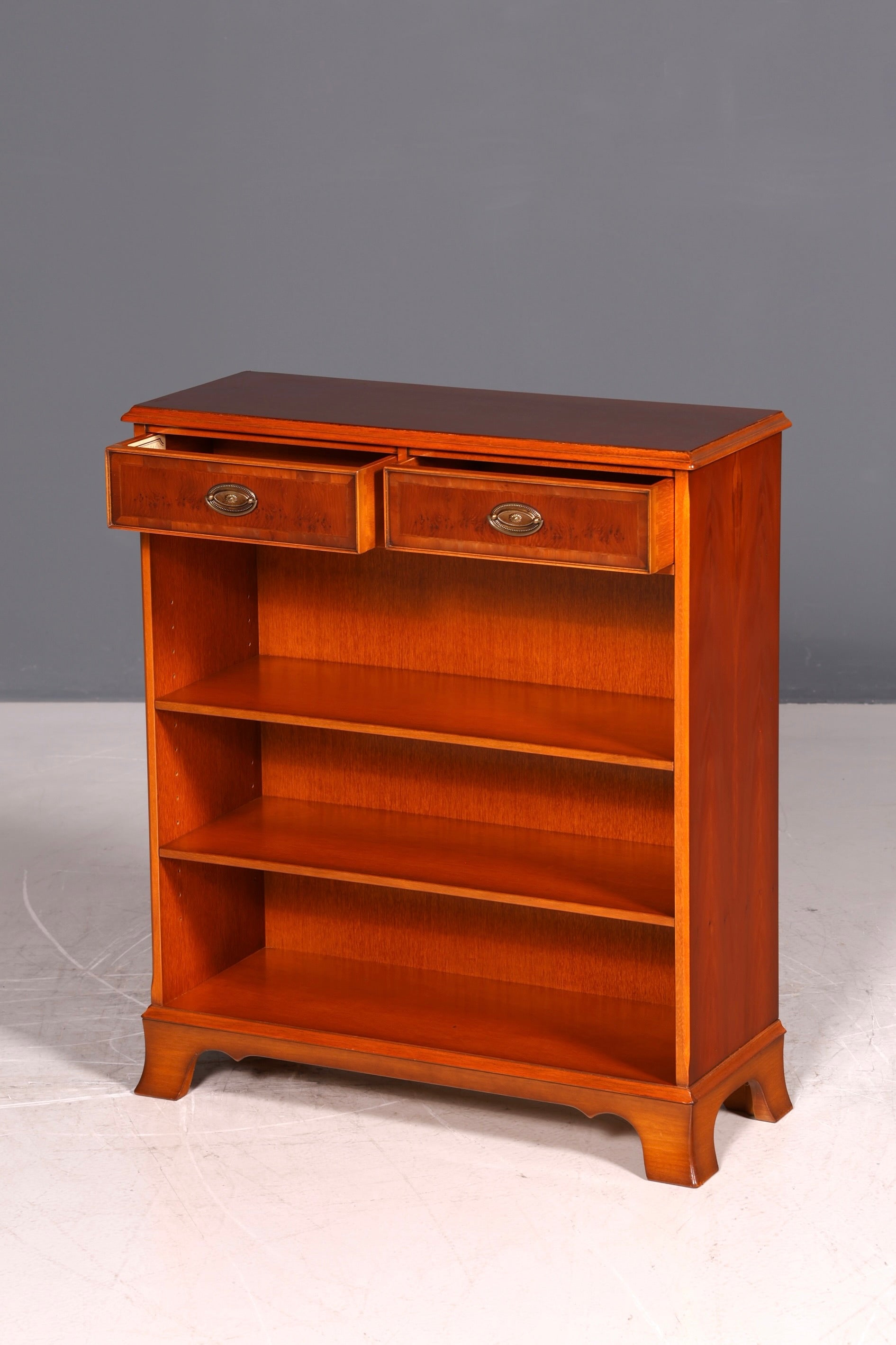 G470 Finish cm HELDENSE Wunderschönes Englisches Bücherregal Eibe Antik Regal Bookshelf Buchablage 60s (Kopie)